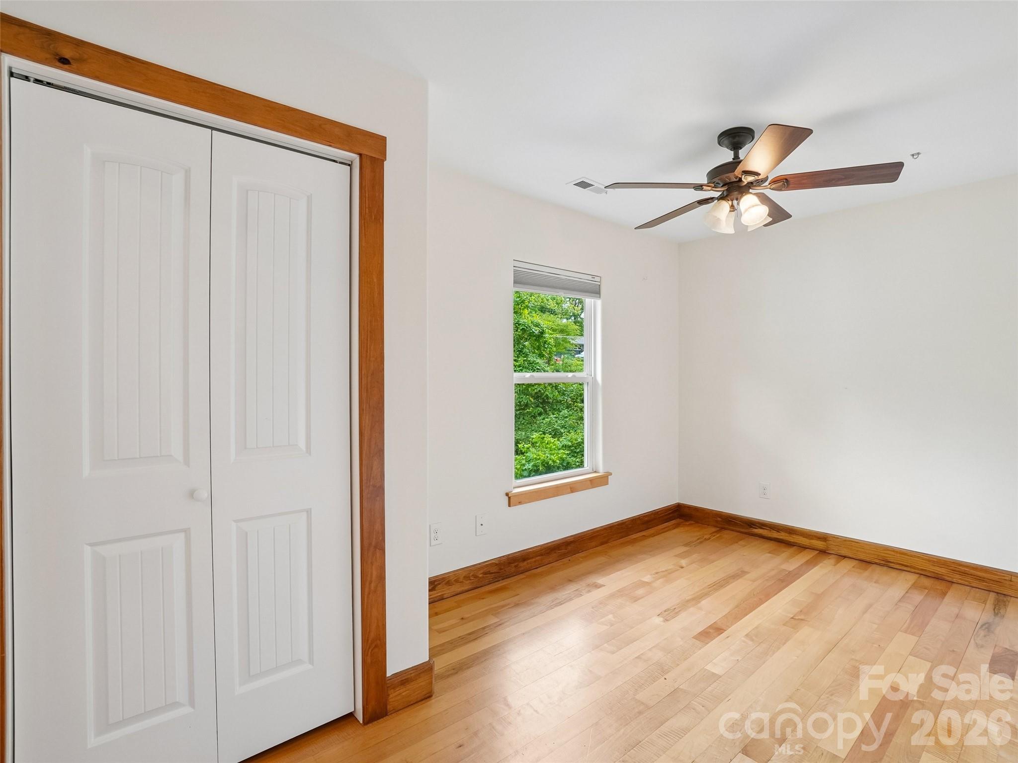 3 Delaware Avenue — Asheville