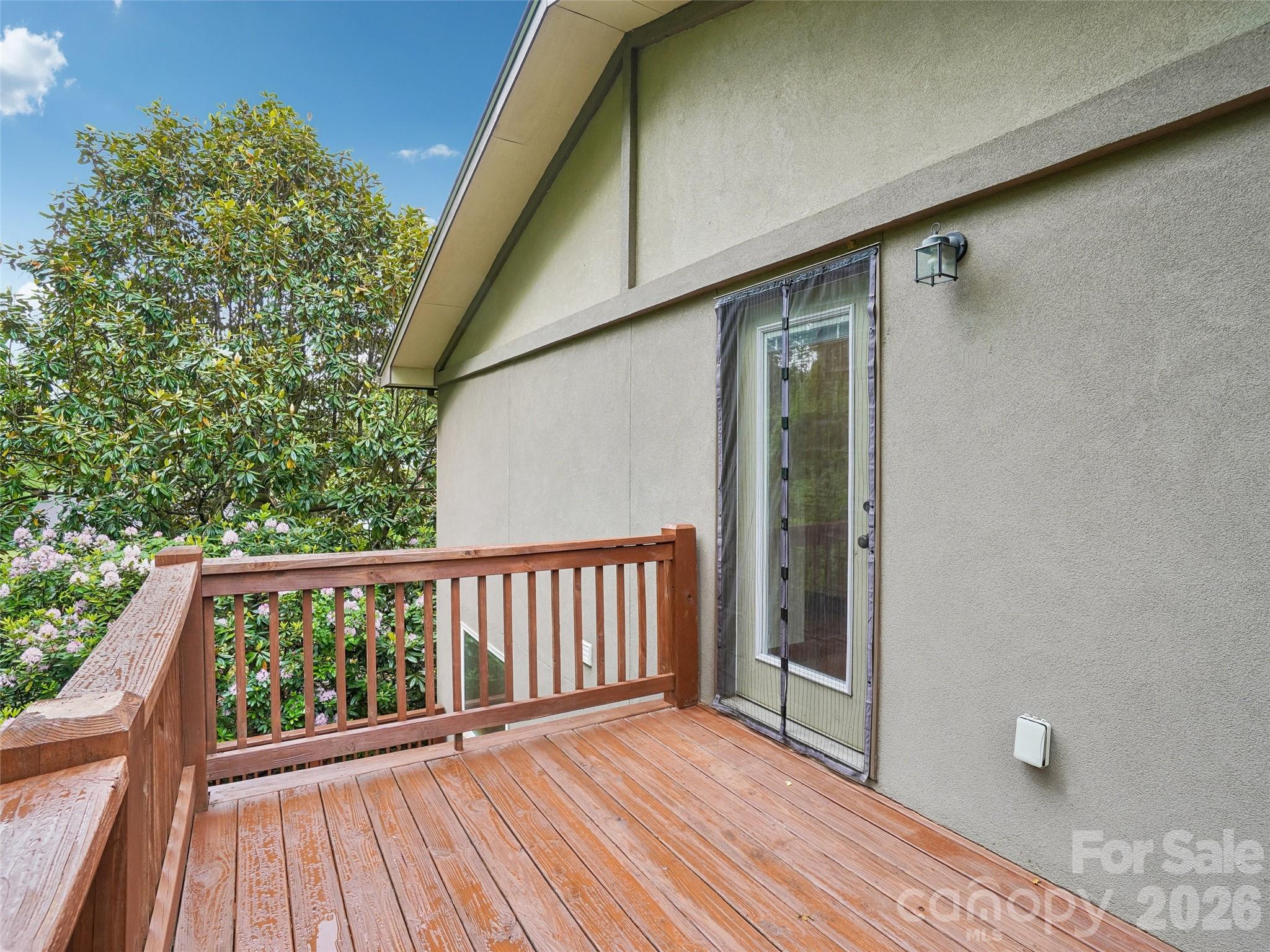 3 Delaware Avenue — Asheville