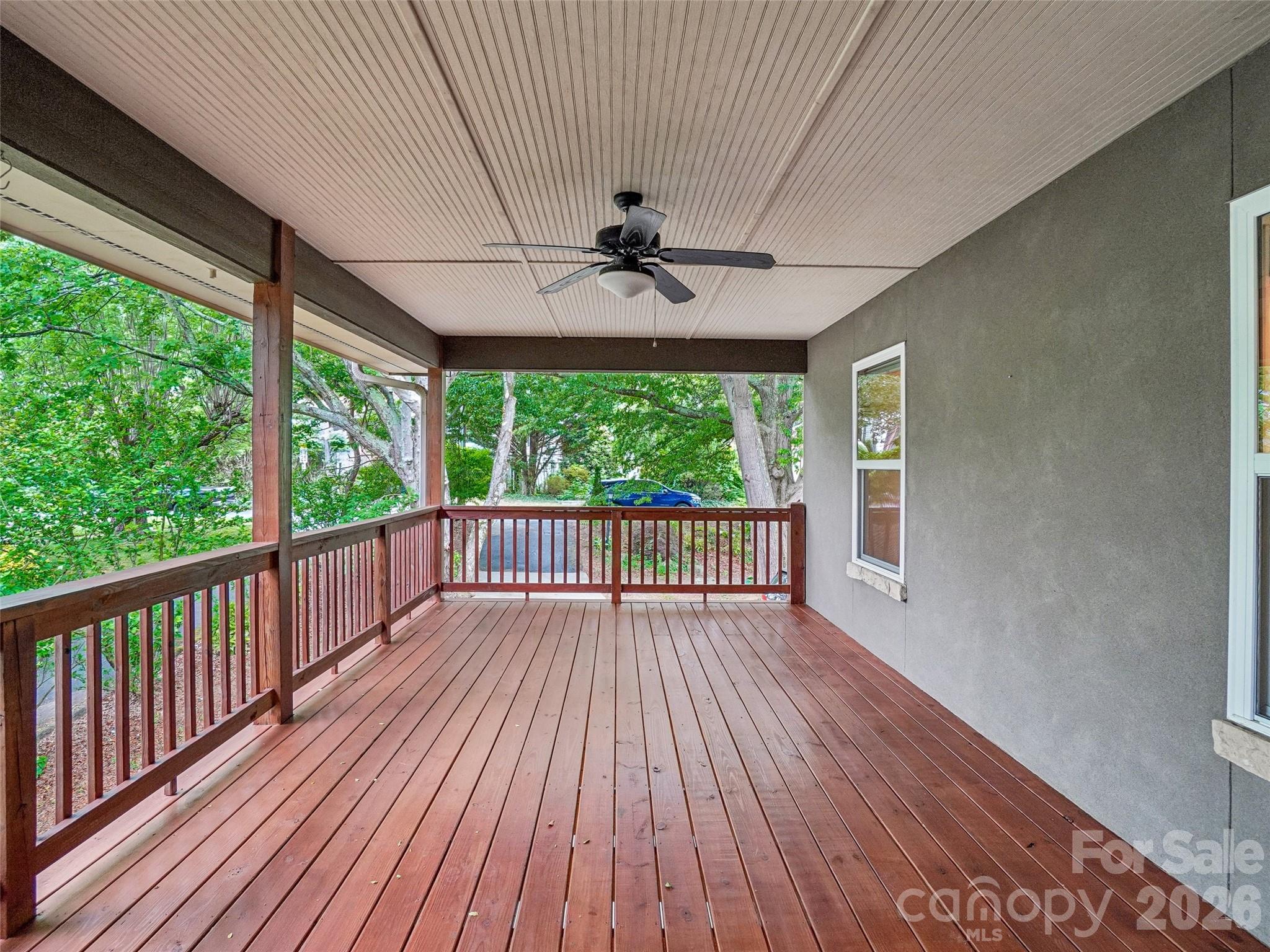 3 Delaware Avenue — Asheville