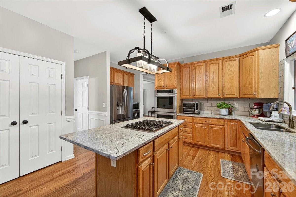 8416 Quarters Lane — Mint Hill