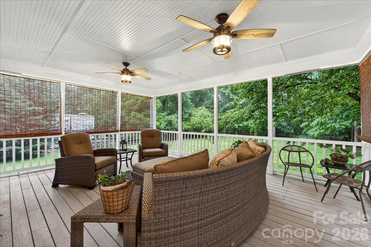 8416 Quarters Lane — Mint Hill