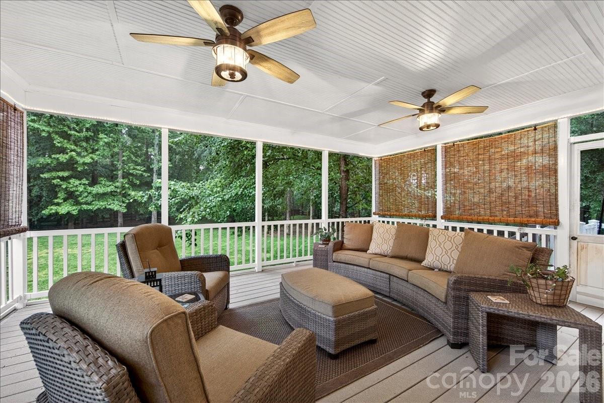 8416 Quarters Lane — Mint Hill