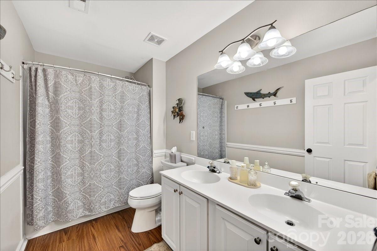 8416 Quarters Lane — Mint Hill