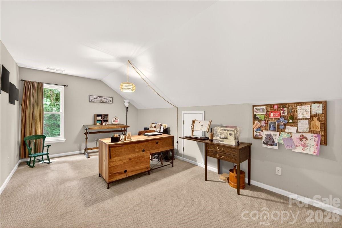 8416 Quarters Lane — Mint Hill