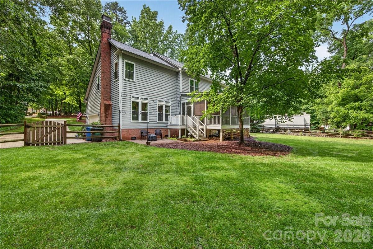 8416 Quarters Lane — Mint Hill