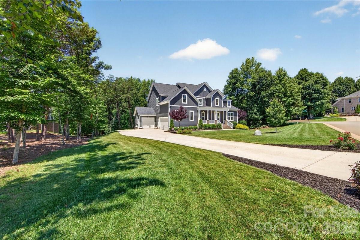 104 Broad Birch Drive — Davidson