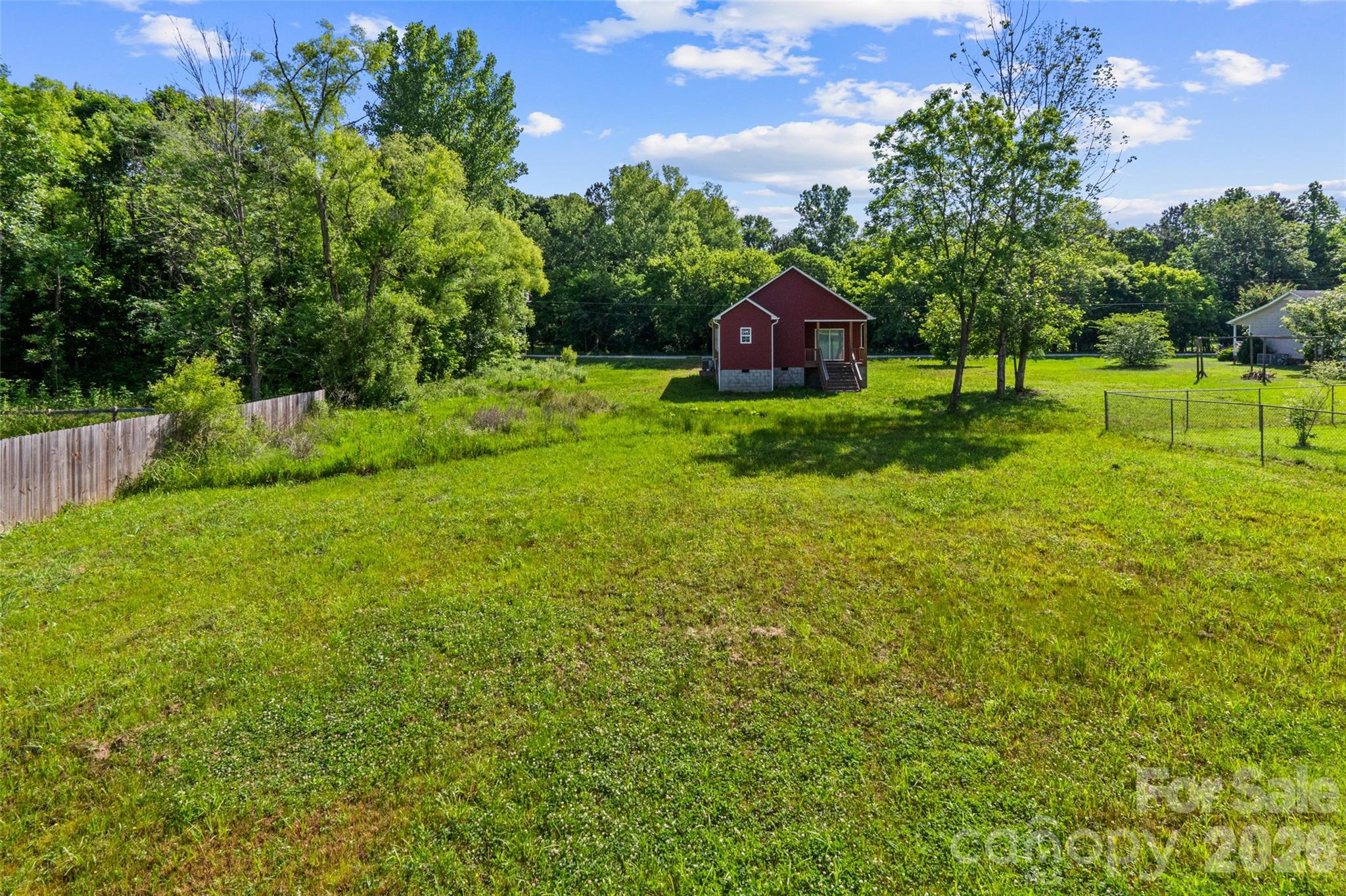 213 Sheffield Drive — York