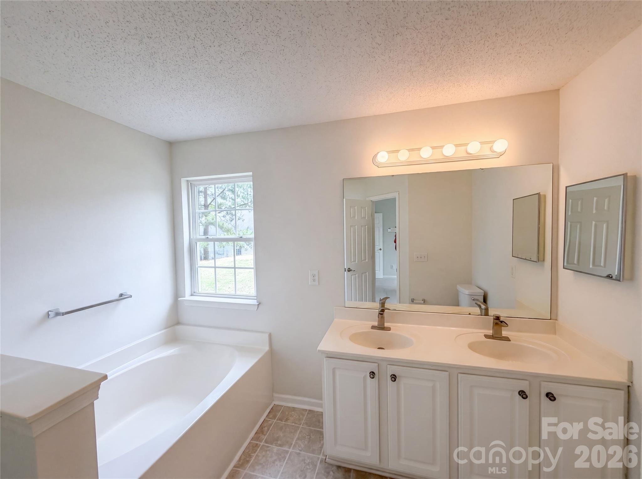 1841 Mission Oaks Street — Kannapolis