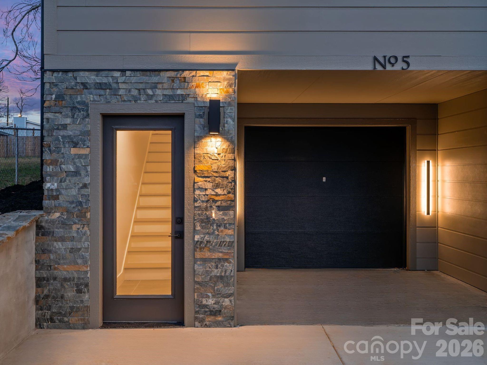 13 Gudger Road — Asheville