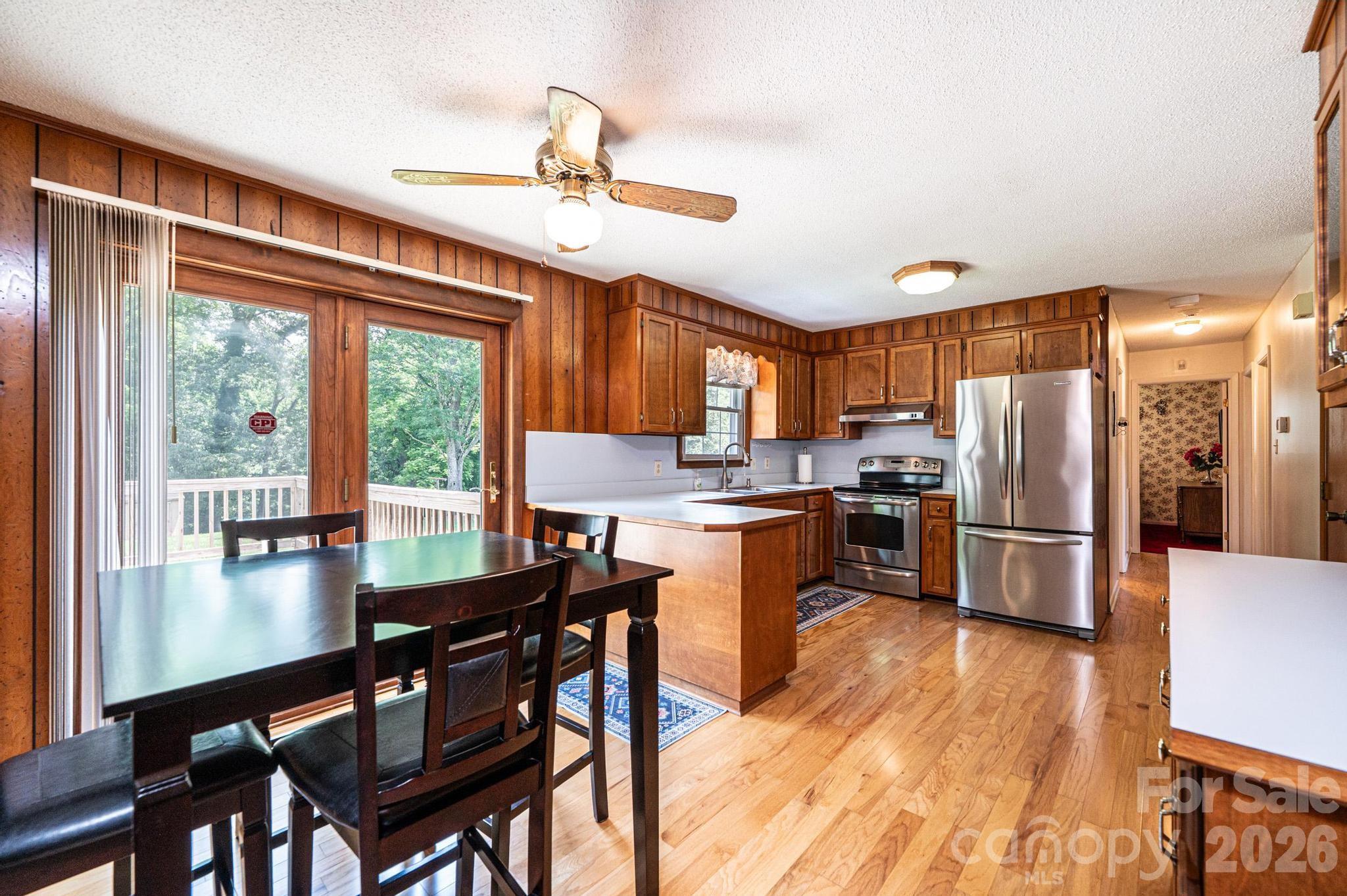 315 Shannonbrook Drive — Newton