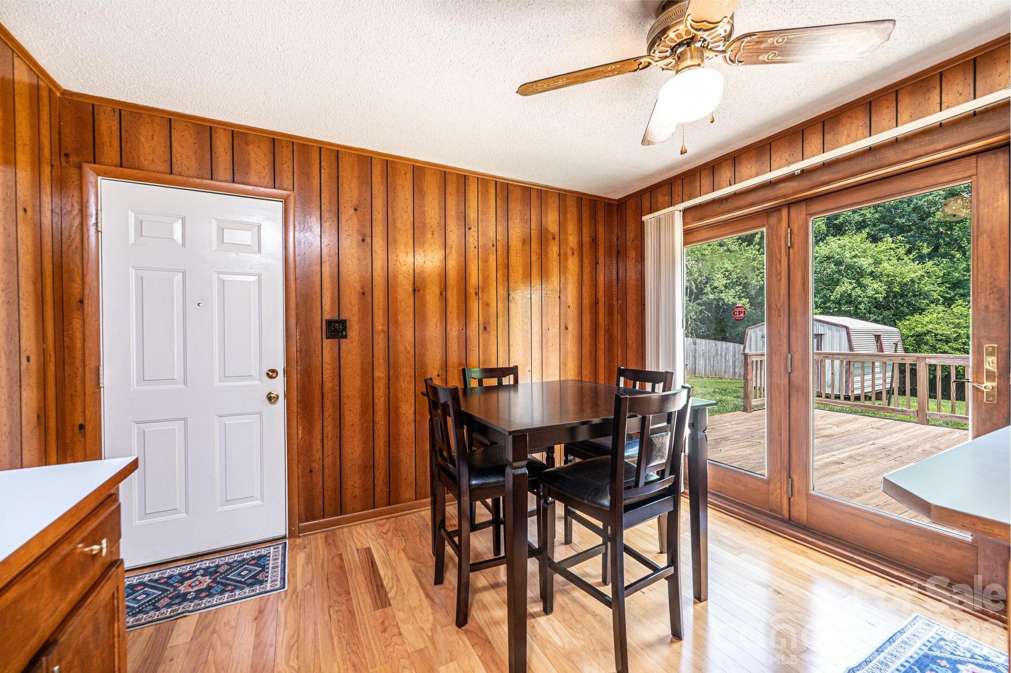 315 Shannonbrook Drive — Newton