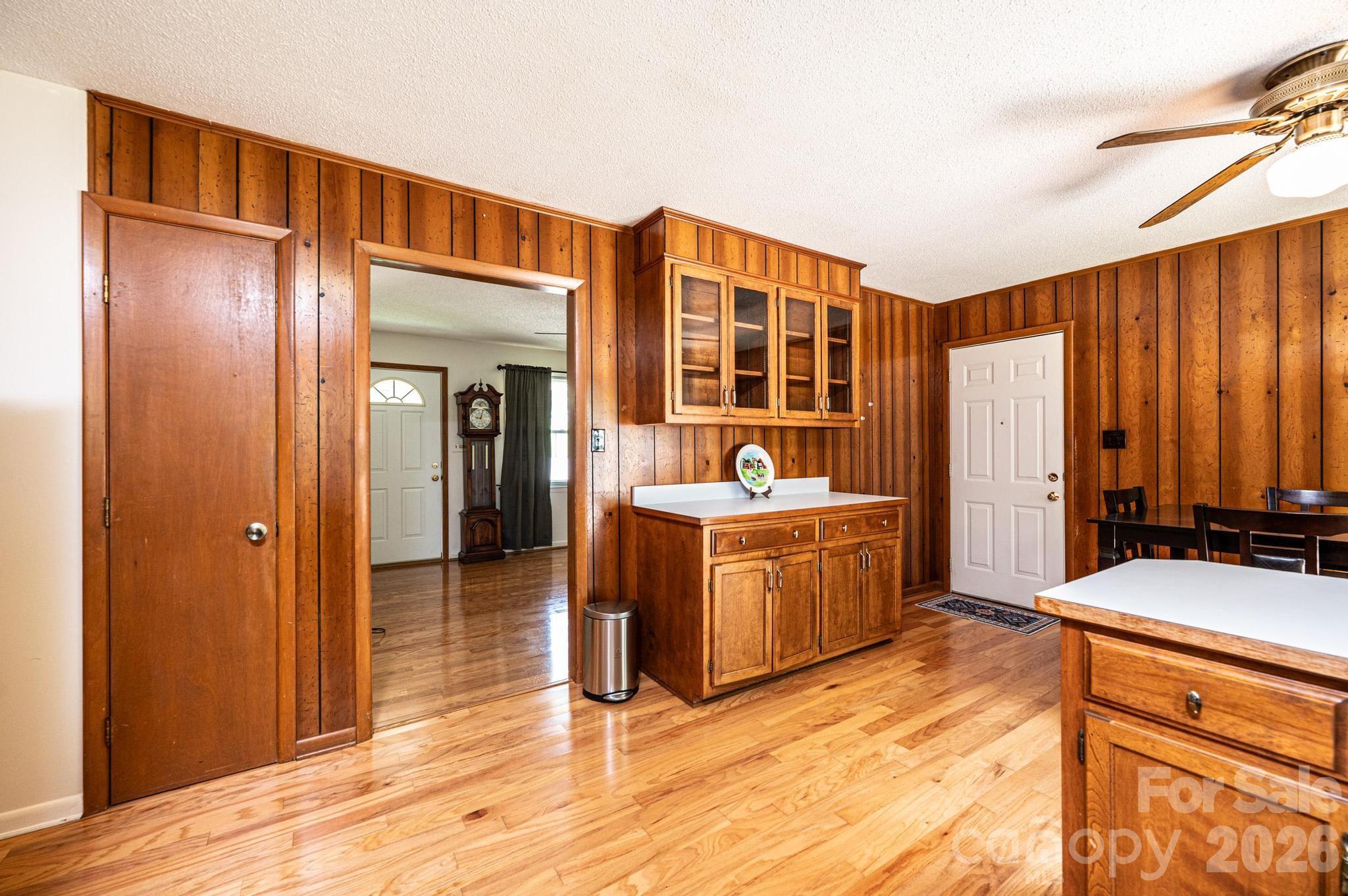 315 Shannonbrook Drive — Newton