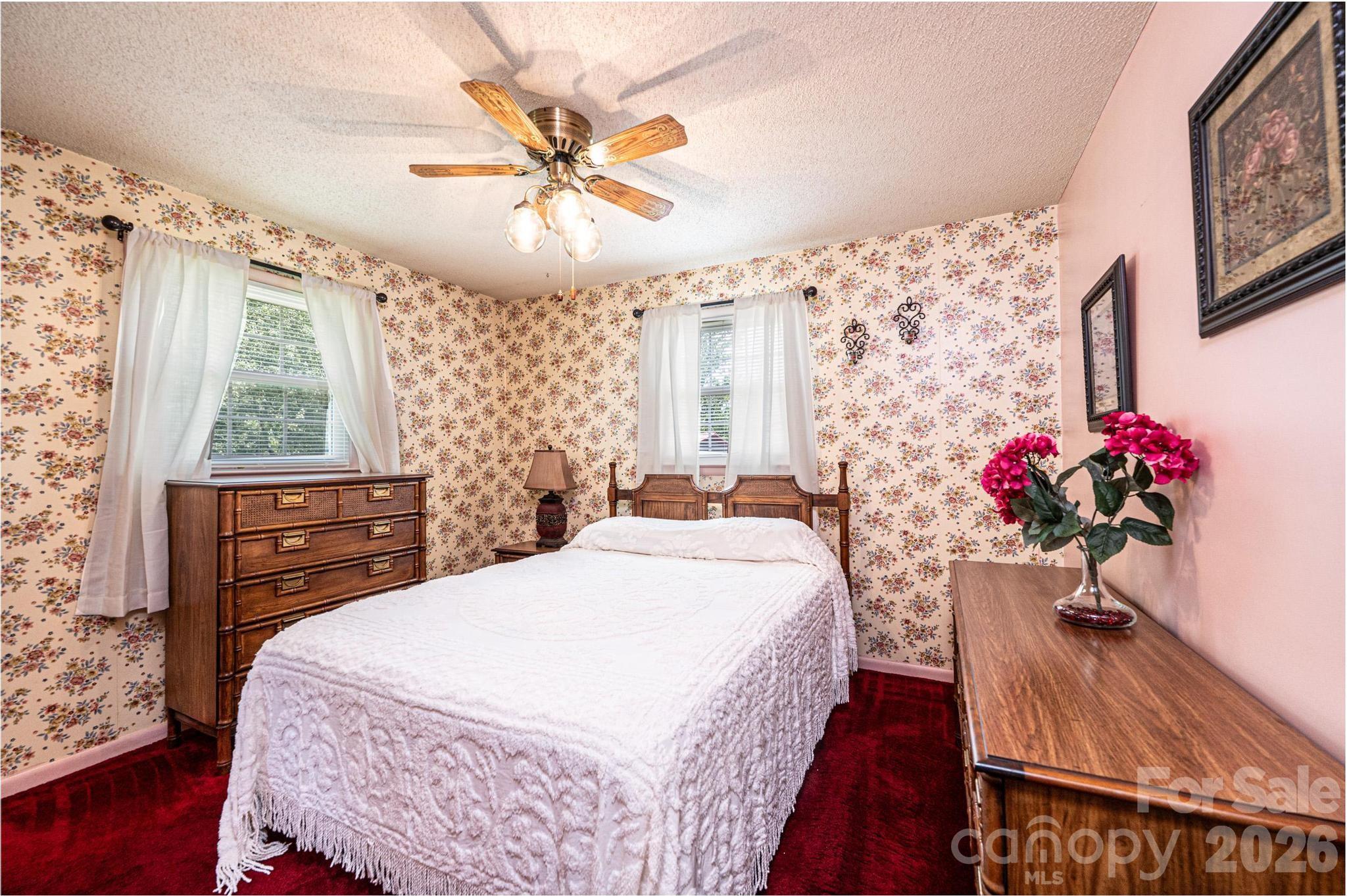315 Shannonbrook Drive — Newton