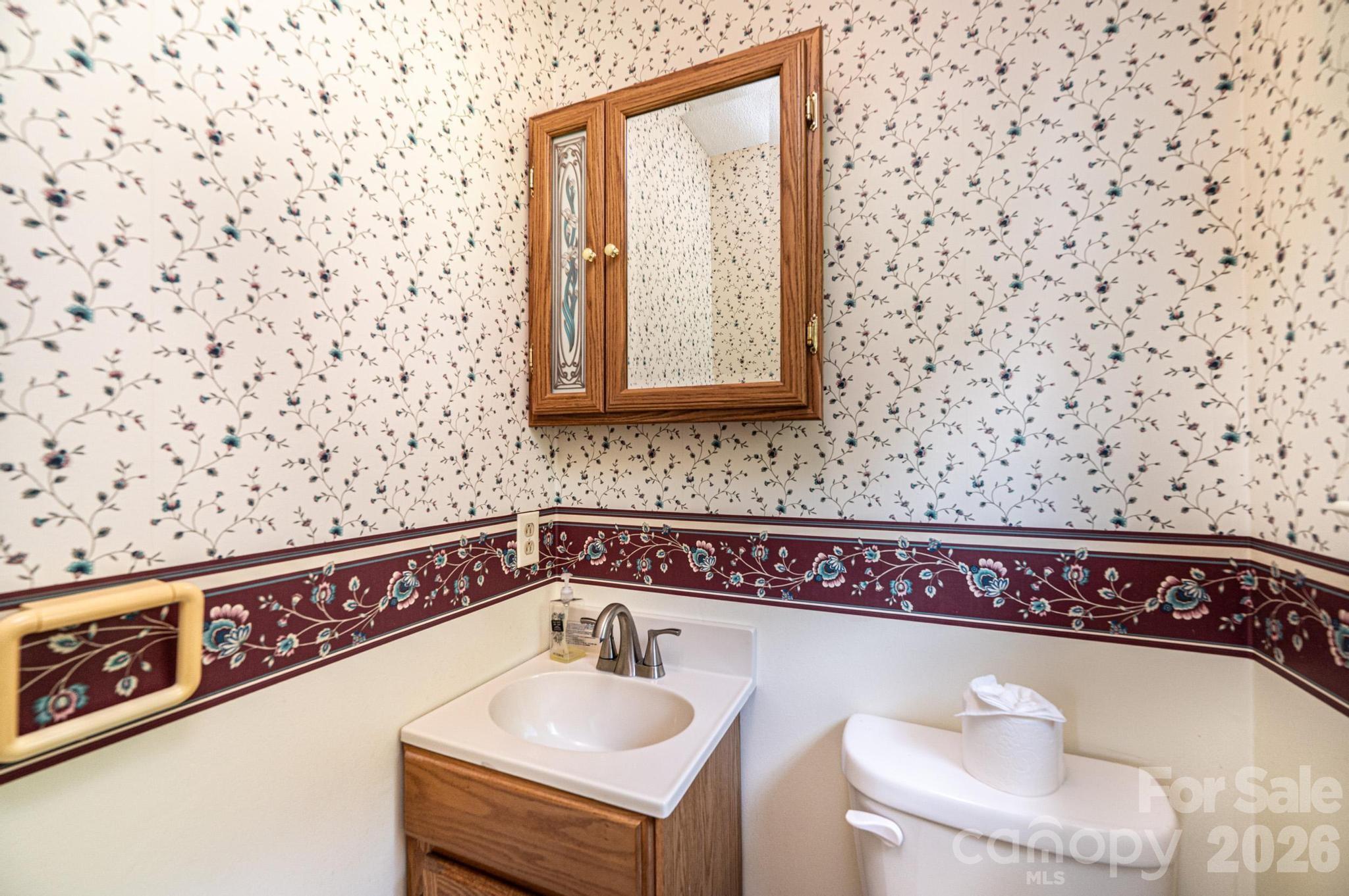 315 Shannonbrook Drive — Newton