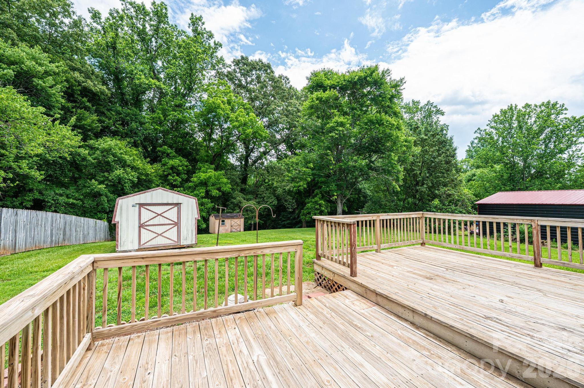 315 Shannonbrook Drive — Newton