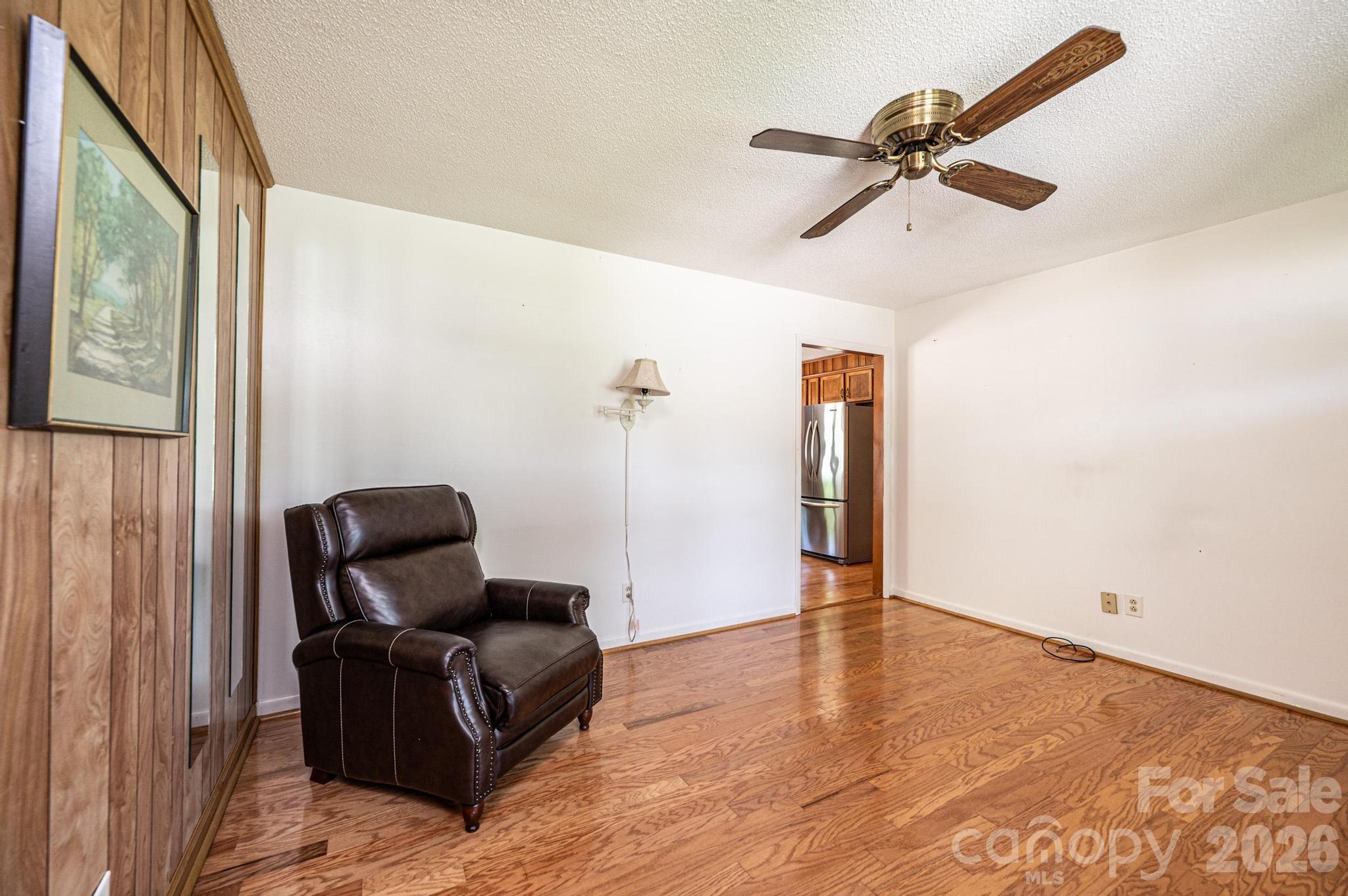 315 Shannonbrook Drive — Newton