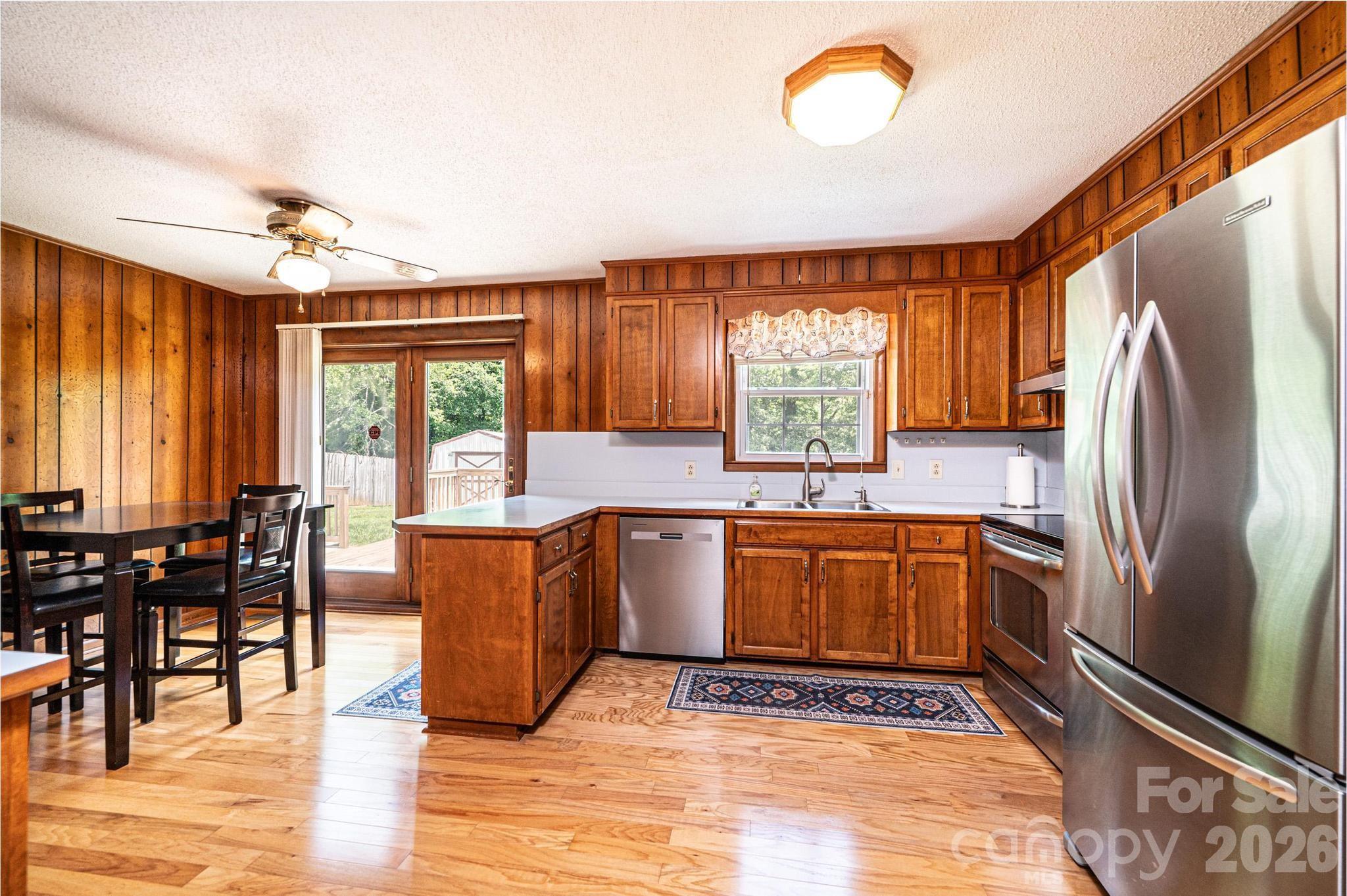 315 Shannonbrook Drive — Newton
