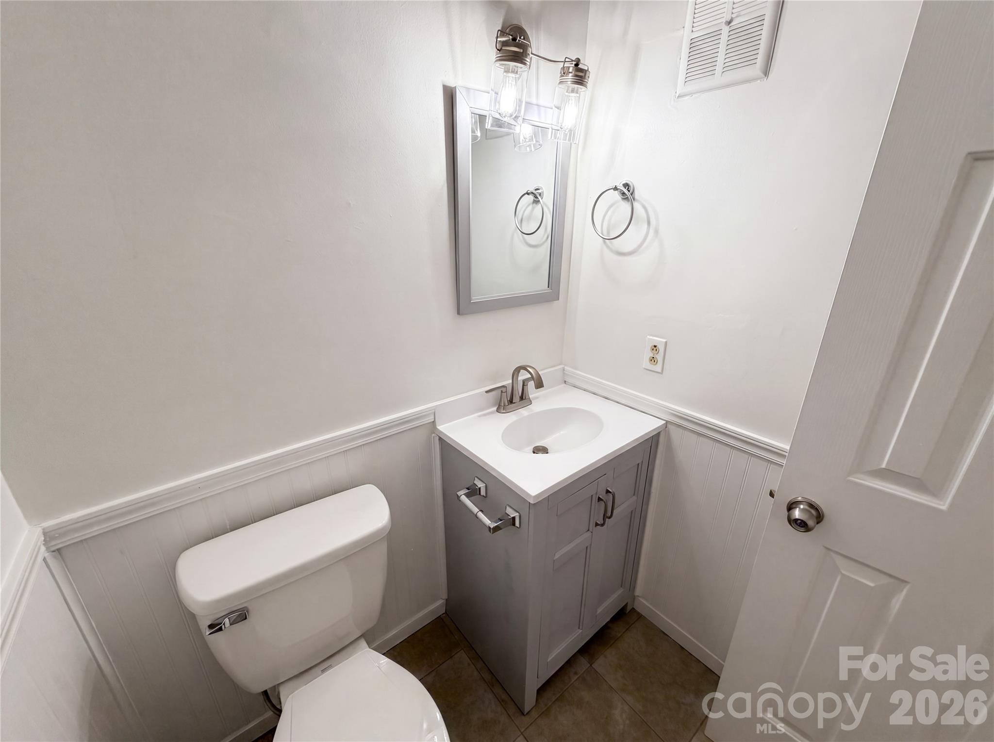 1625 Merry Oaks Road #D — Charlotte