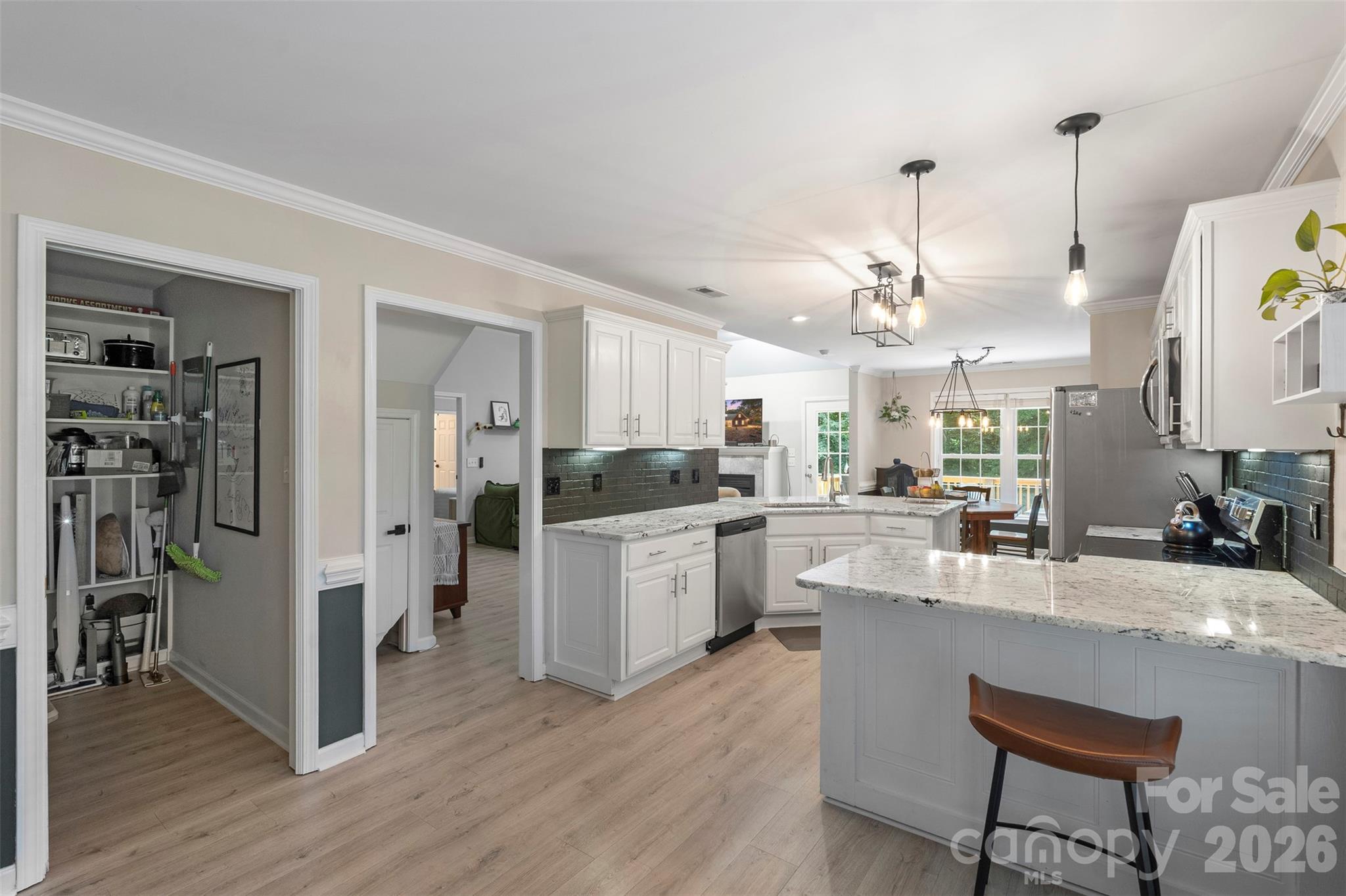 312 Tradewinds Lane — York