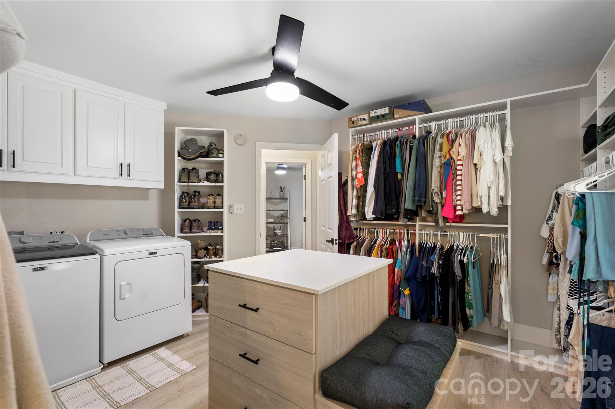 312 Tradewinds Lane — York
