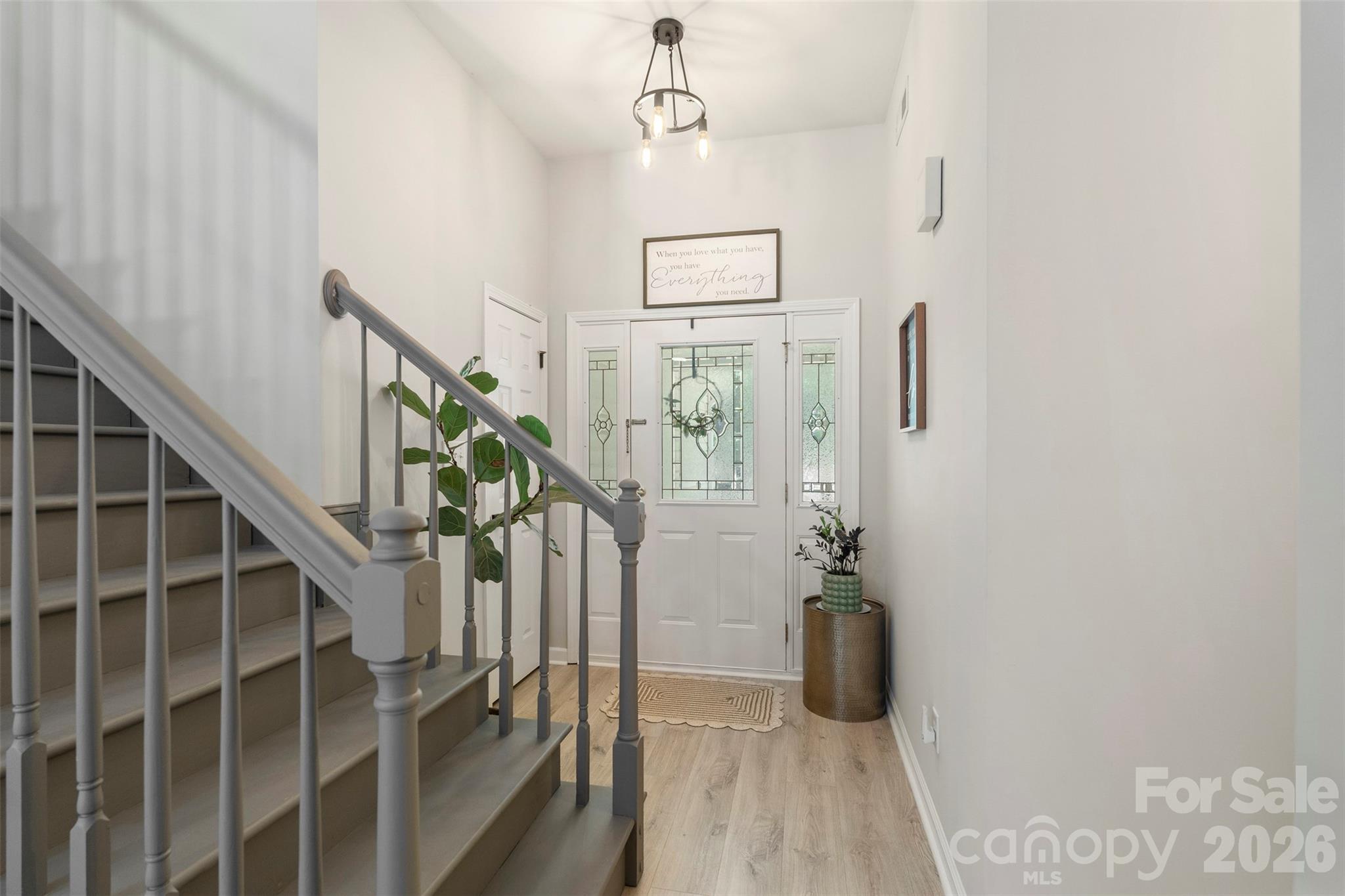 312 Tradewinds Lane — York