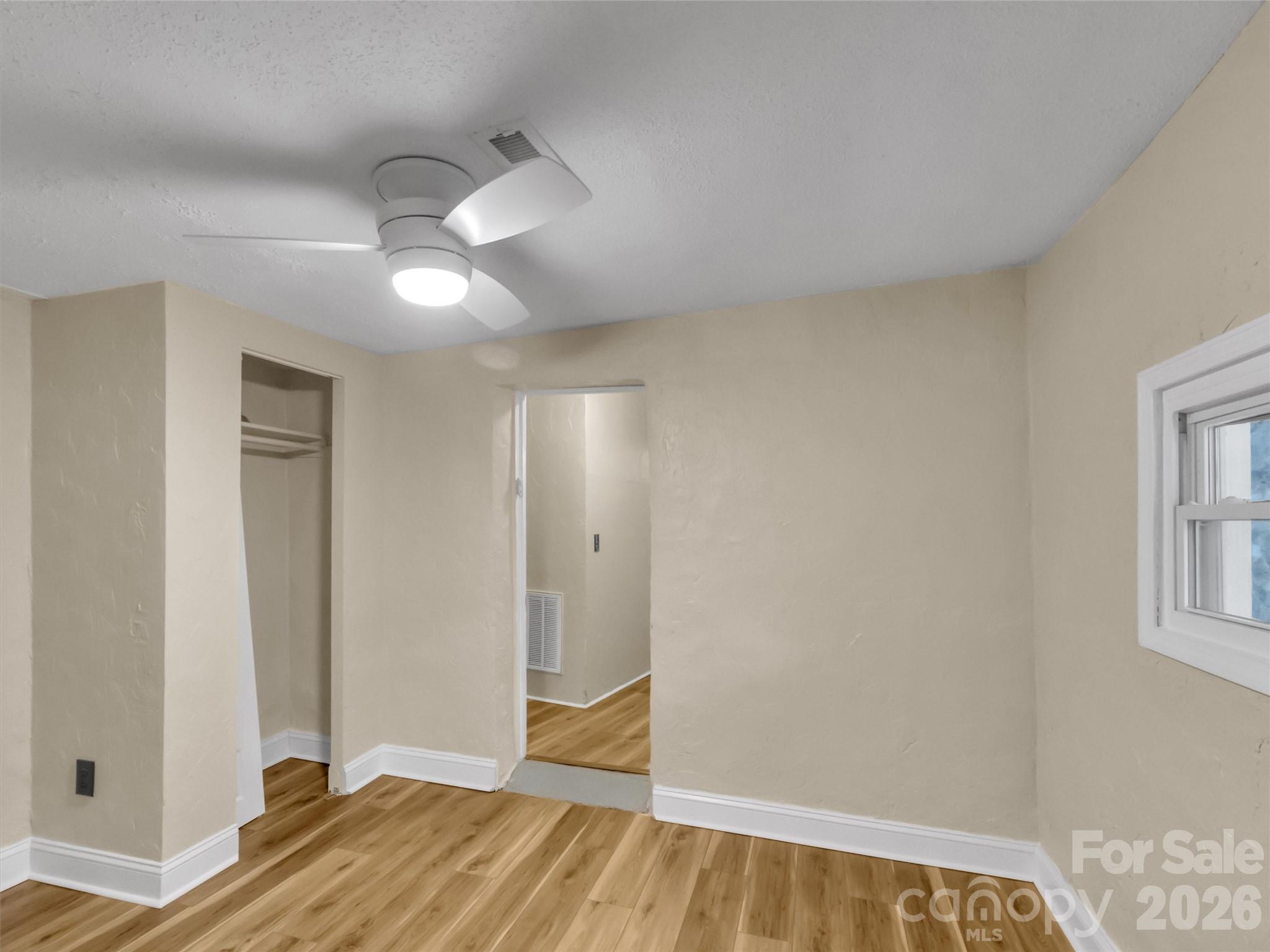 492 Riverbend Street — Waynesville