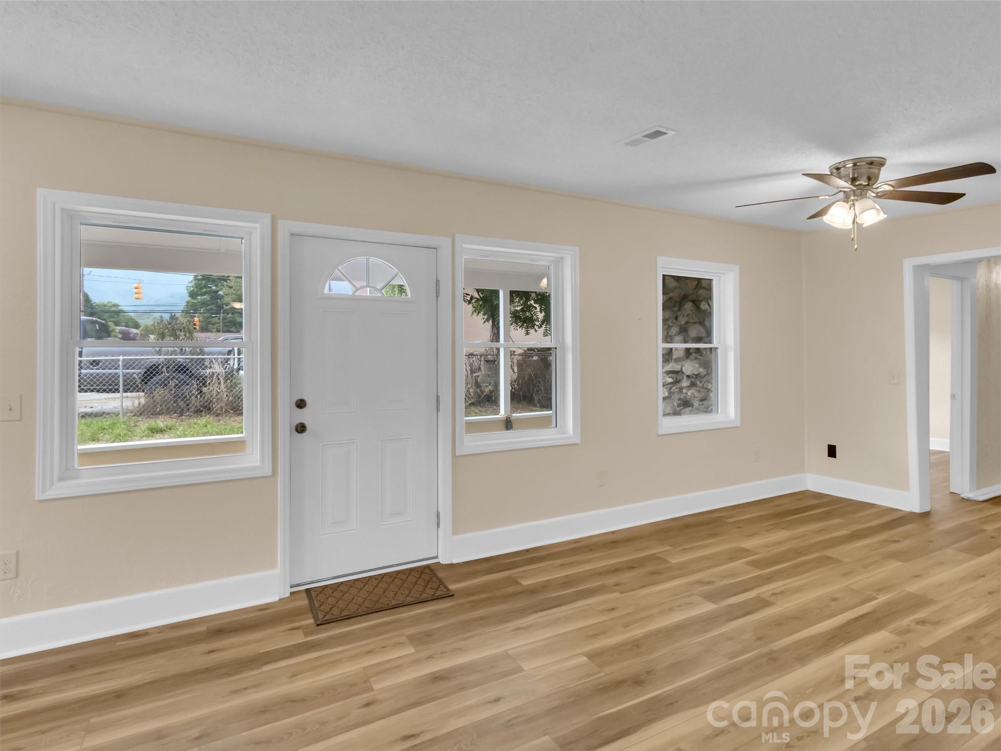 492 Riverbend Street — Waynesville