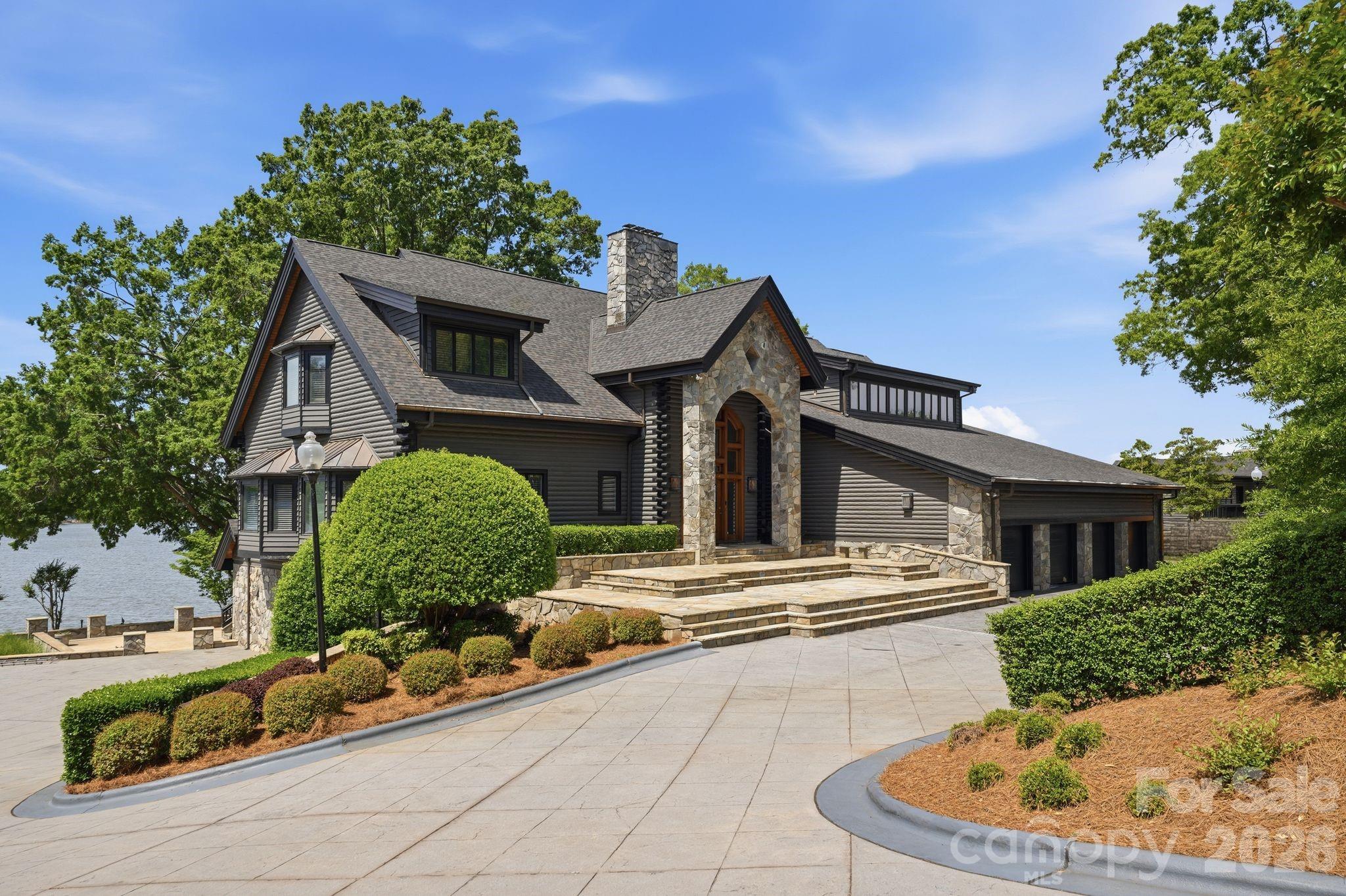 9719 Nine Eagles Lane — Charlotte
