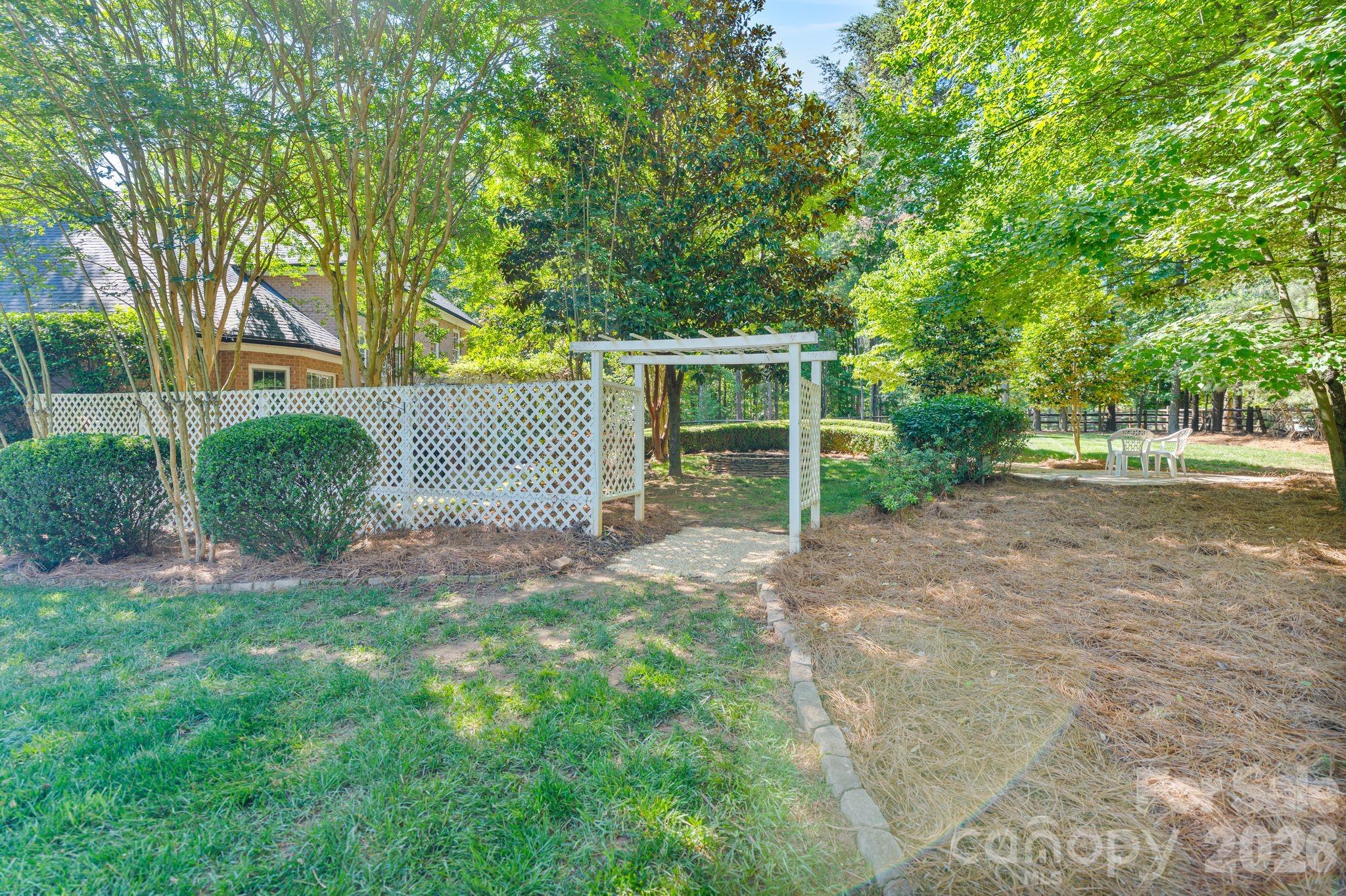 108 Broadview Circle — Mooresville
