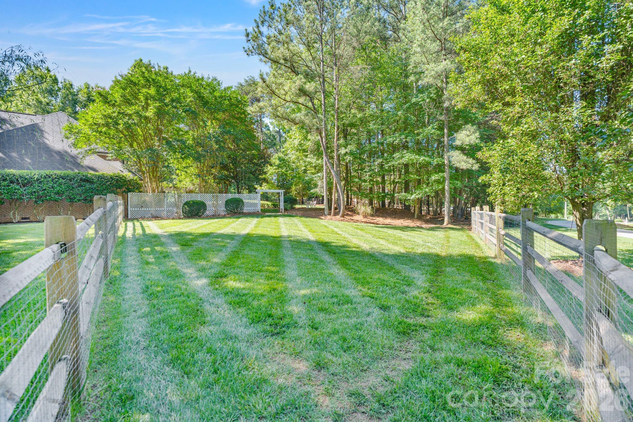 108 Broadview Circle — Mooresville