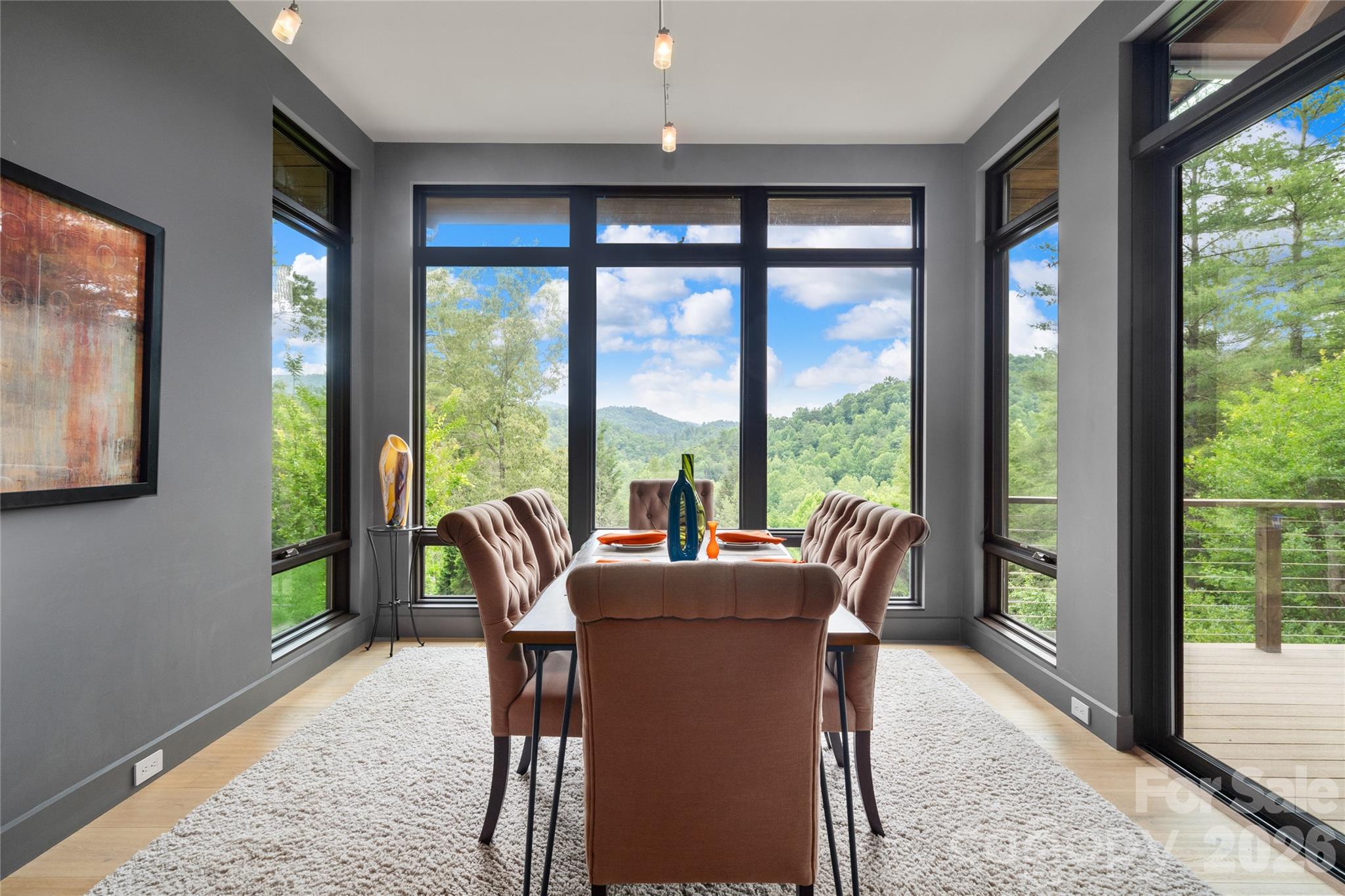 257 Bear Landing Drive — Hendersonville