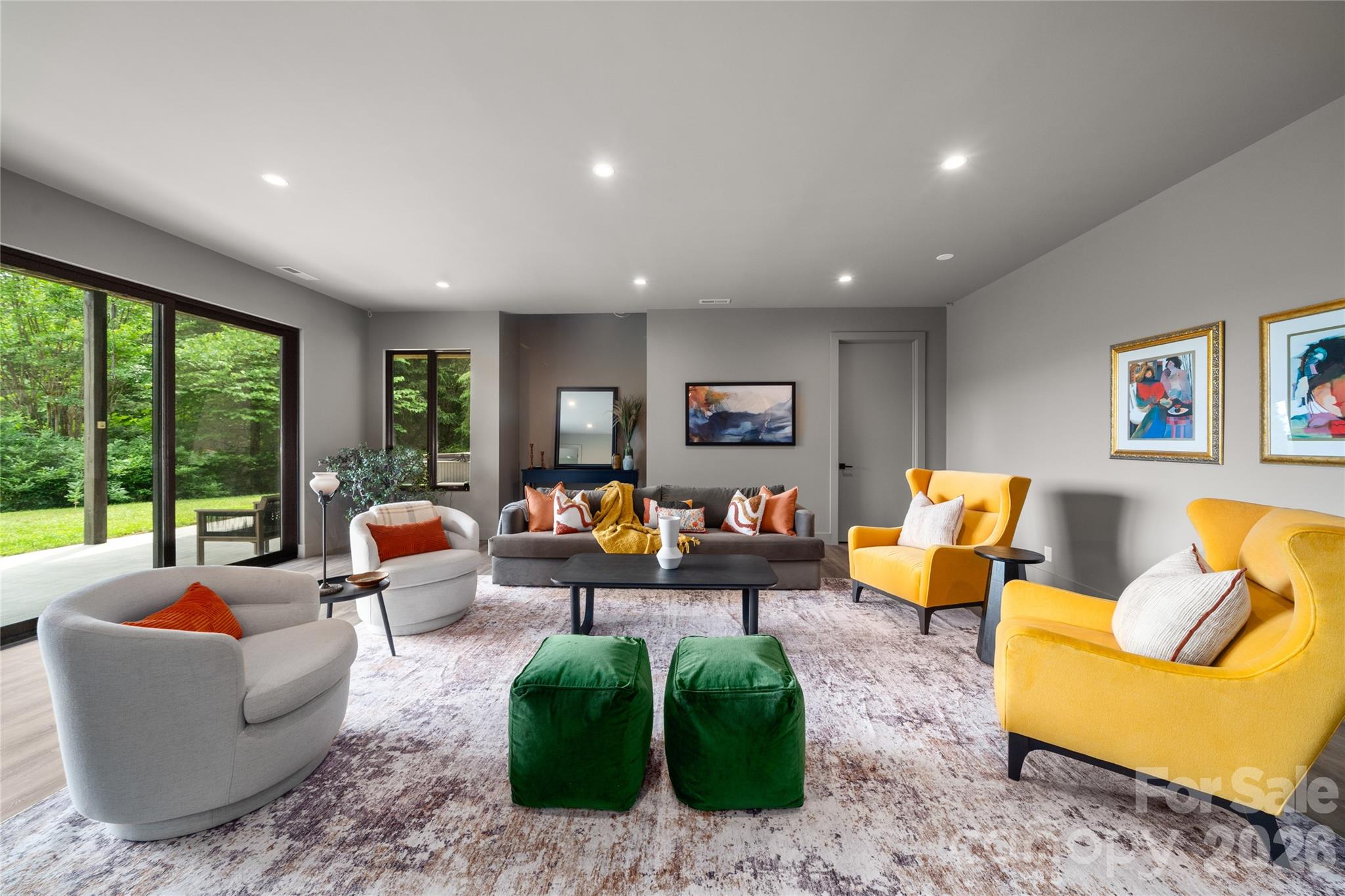 257 Bear Landing Drive — Hendersonville