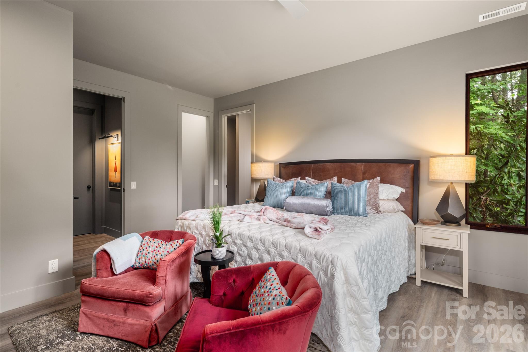 257 Bear Landing Drive — Hendersonville