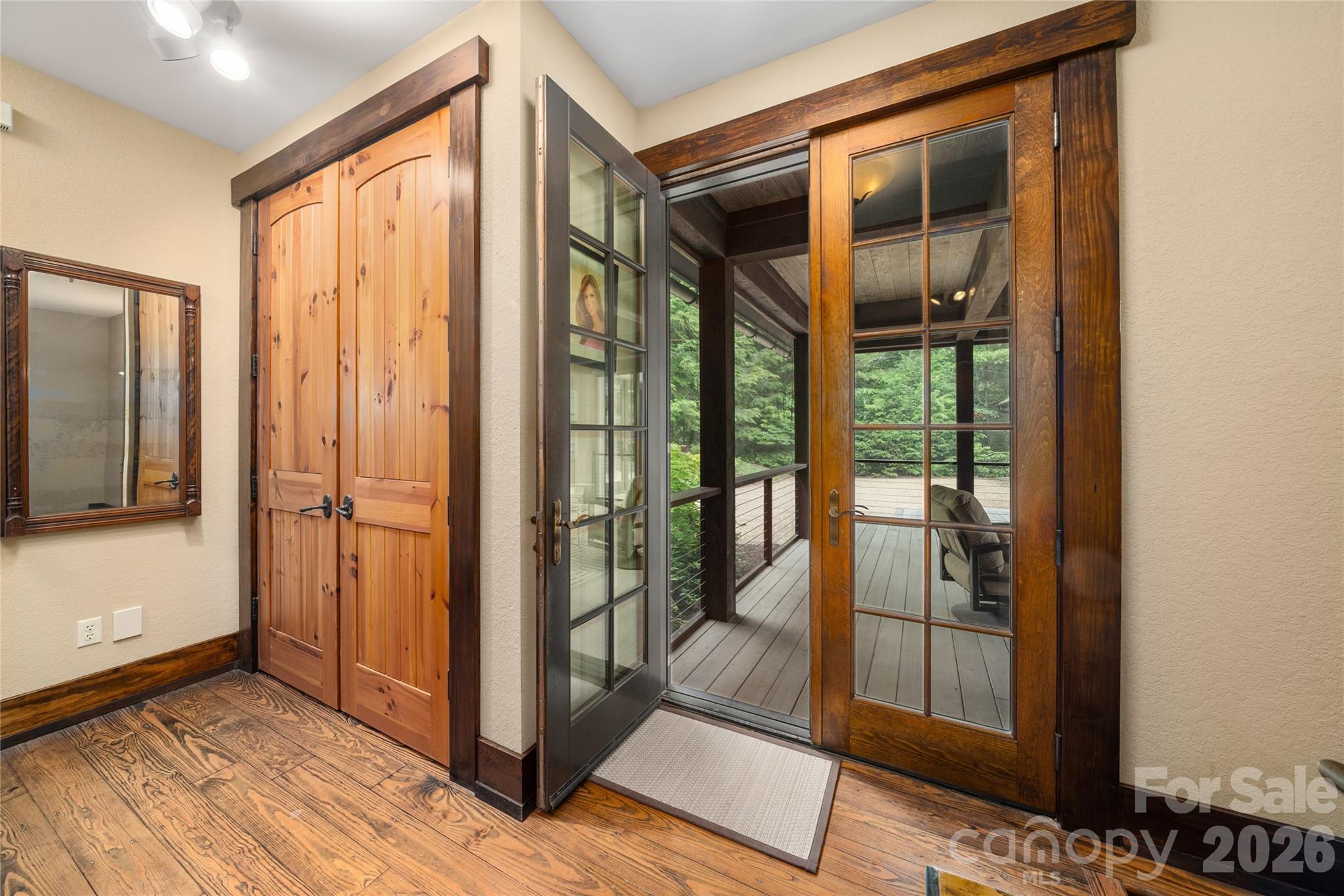 257 Bear Landing Drive — Hendersonville
