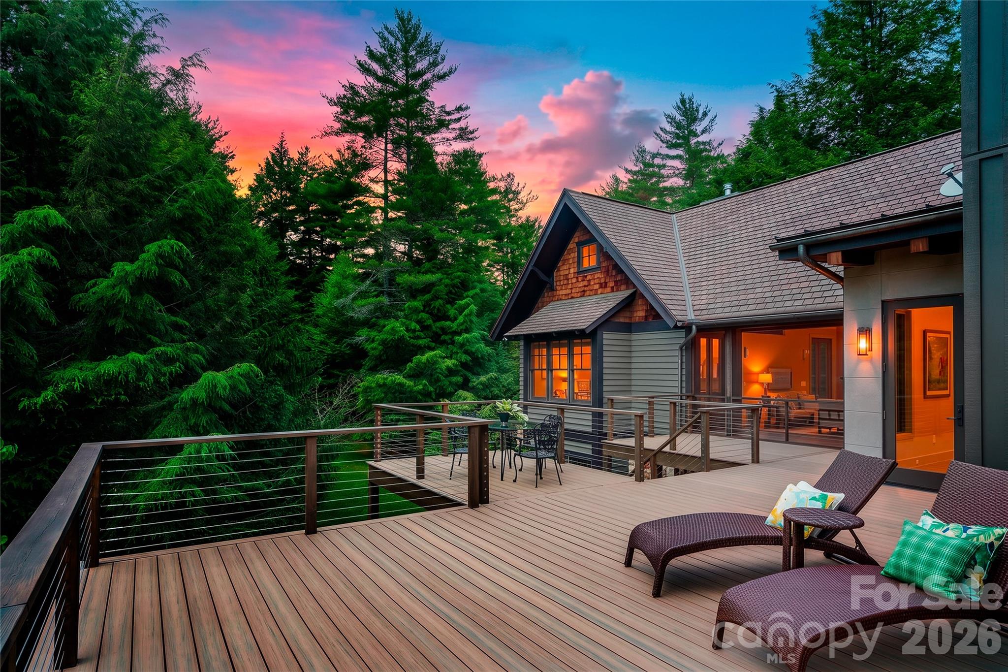 257 Bear Landing Drive — Hendersonville