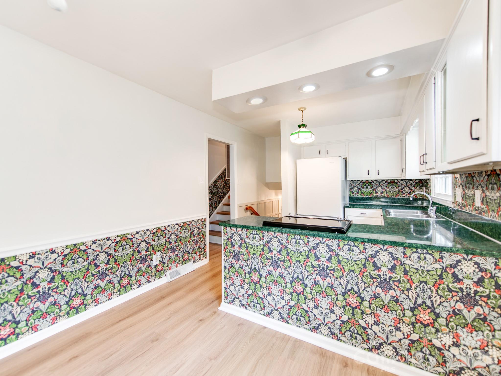 7200 Fox Hunt Road — Charlotte
