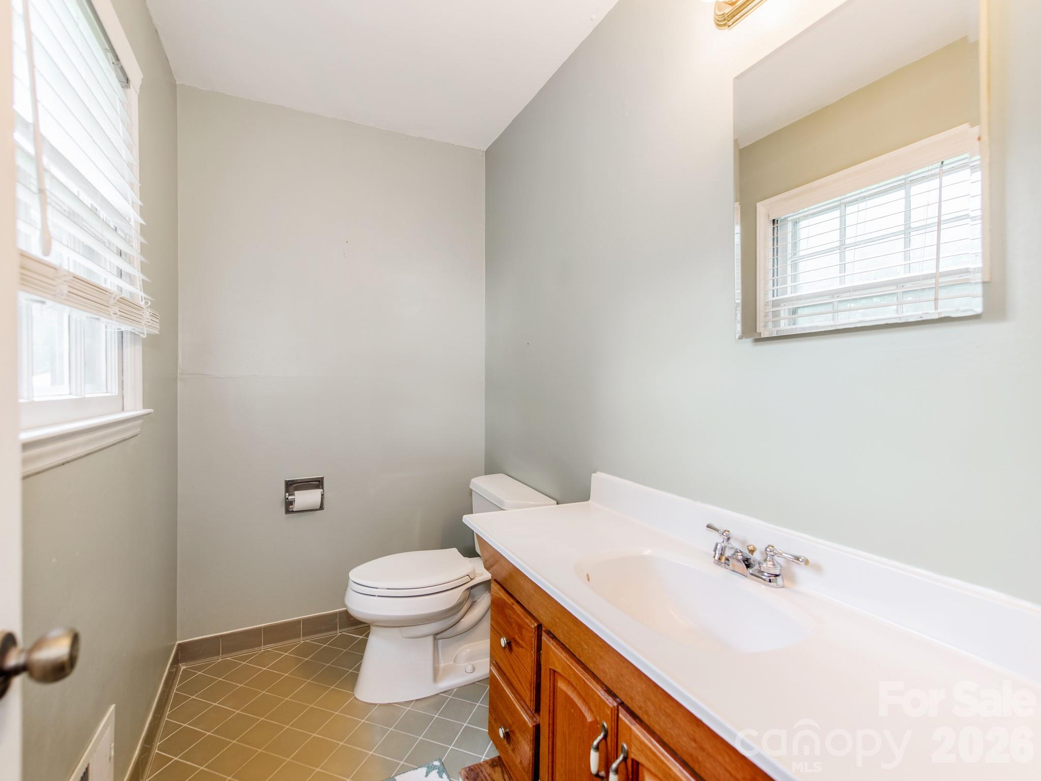 7200 Fox Hunt Road — Charlotte