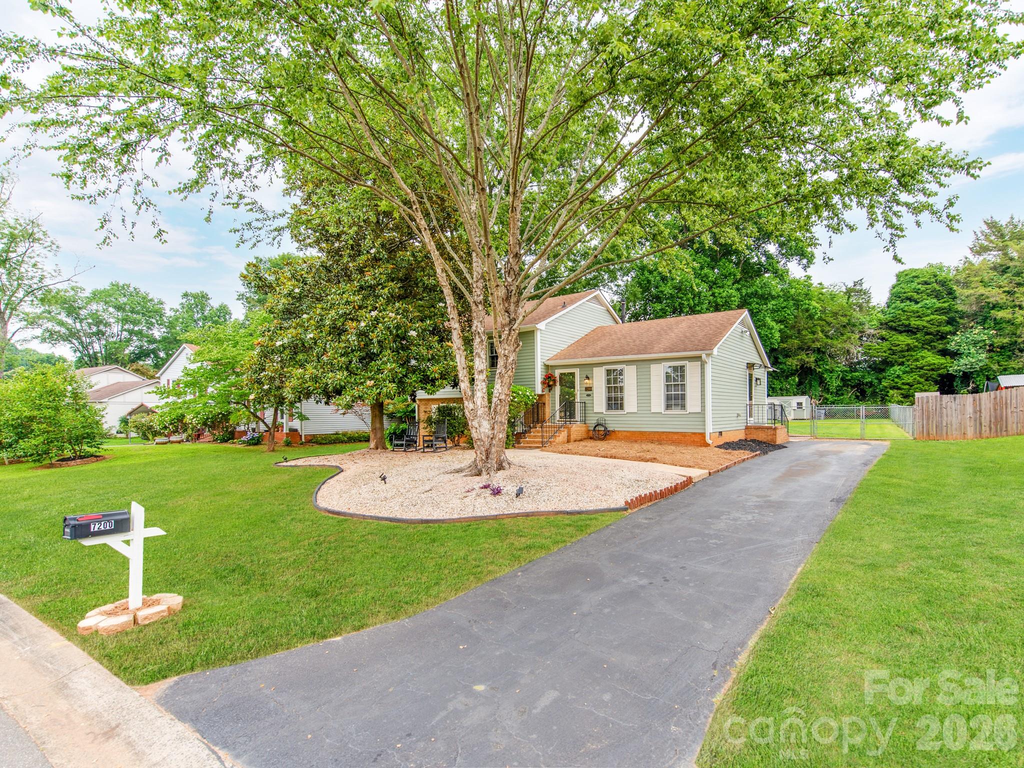 7200 Fox Hunt Road — Charlotte
