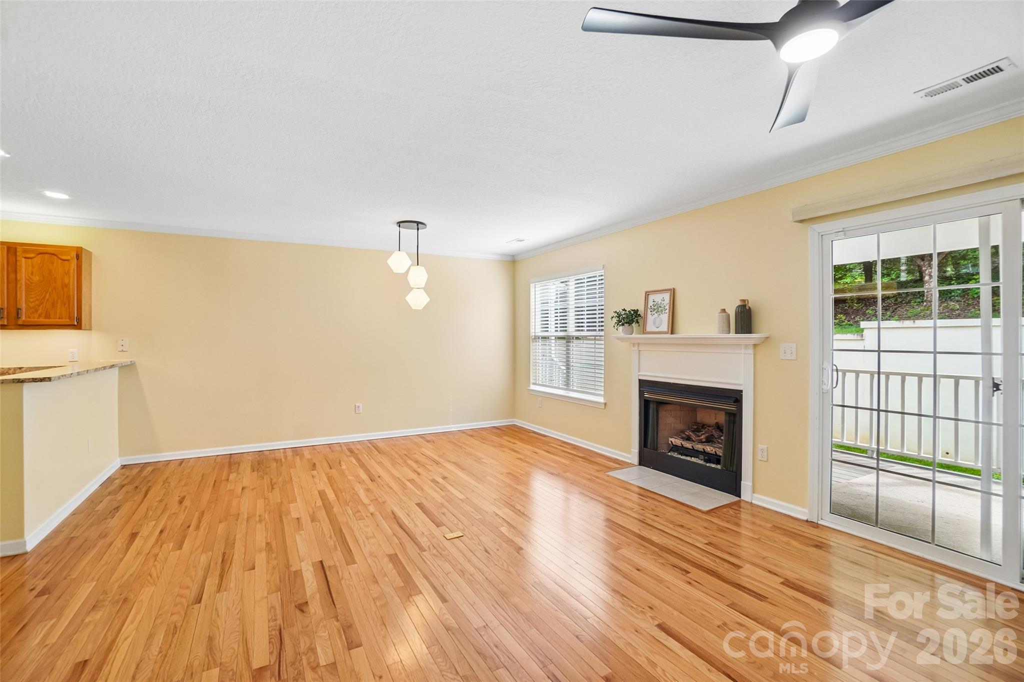 26 Willowick Drive — Asheville