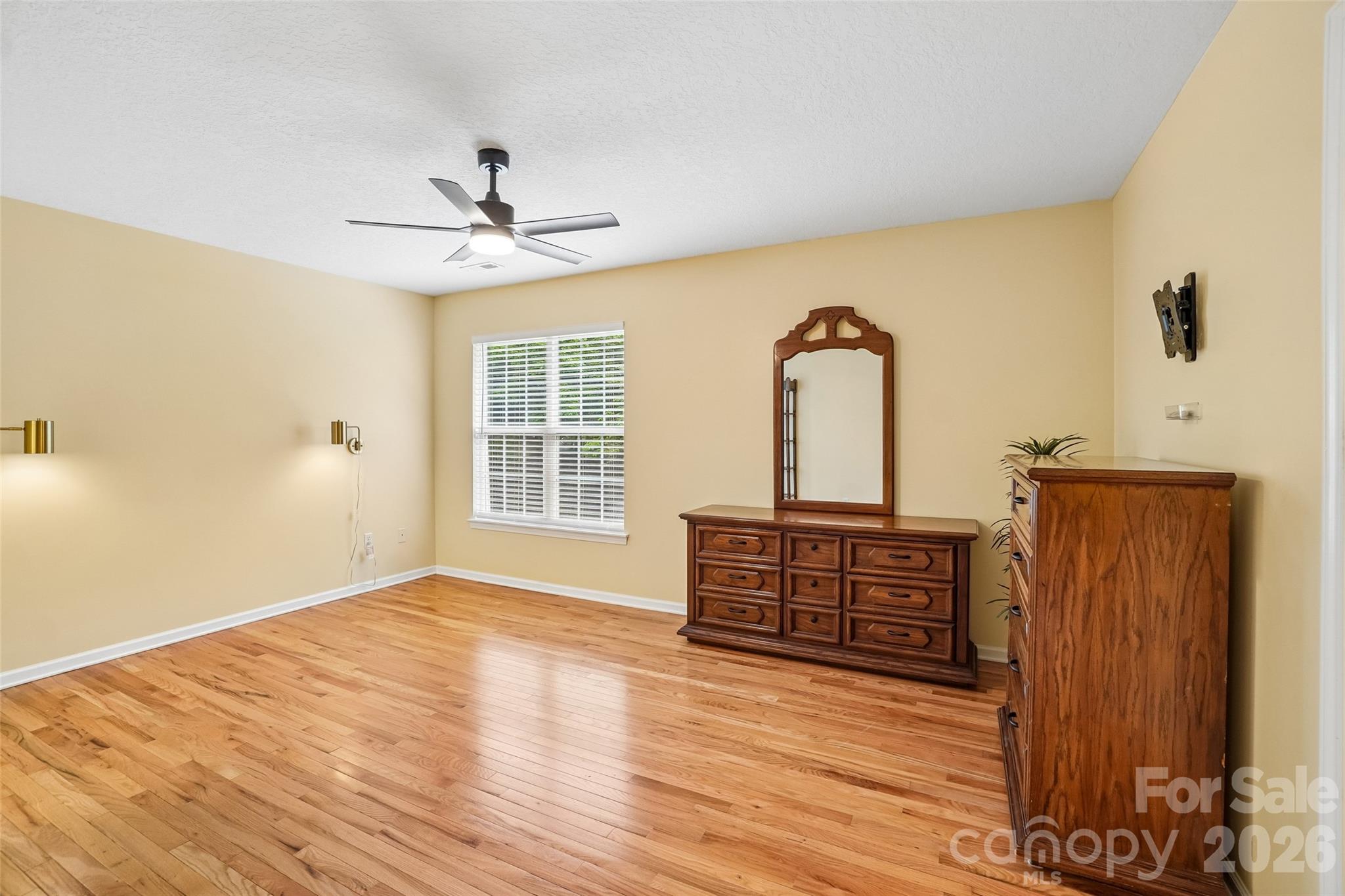 26 Willowick Drive — Asheville