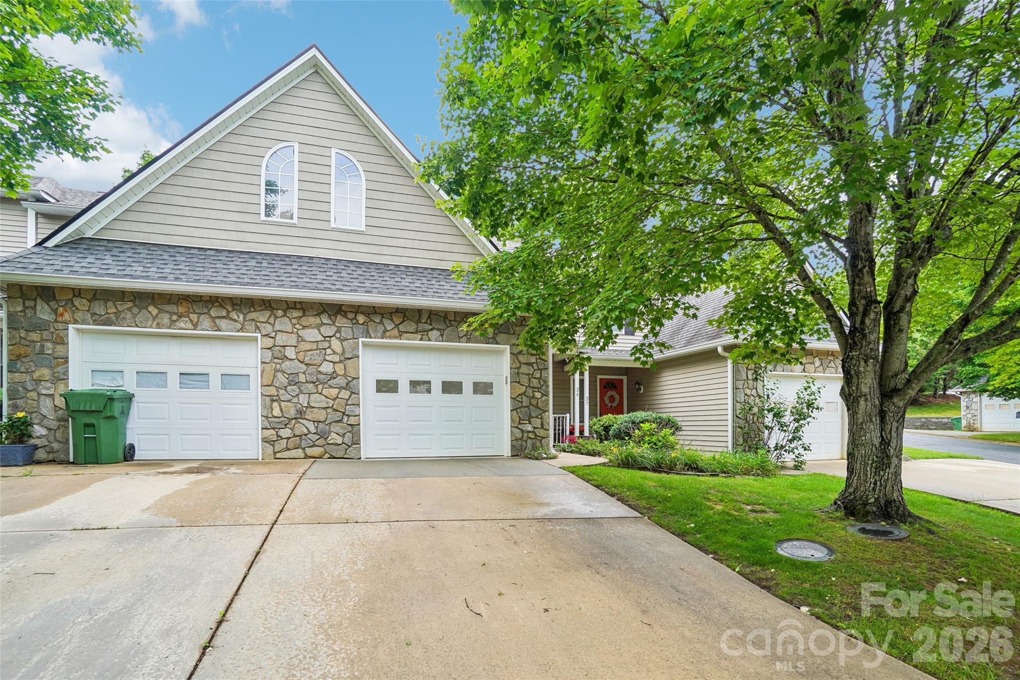 26 Willowick Drive — Asheville