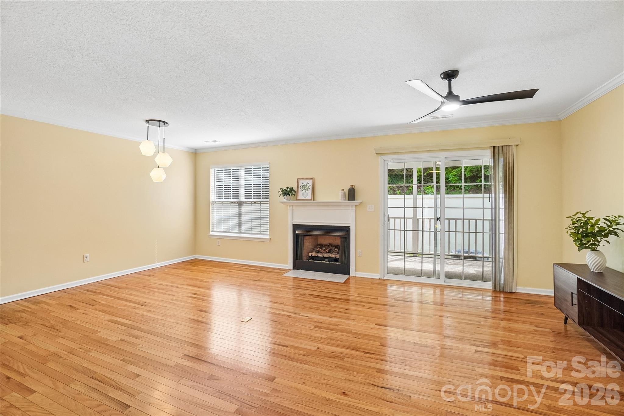 26 Willowick Drive — Asheville