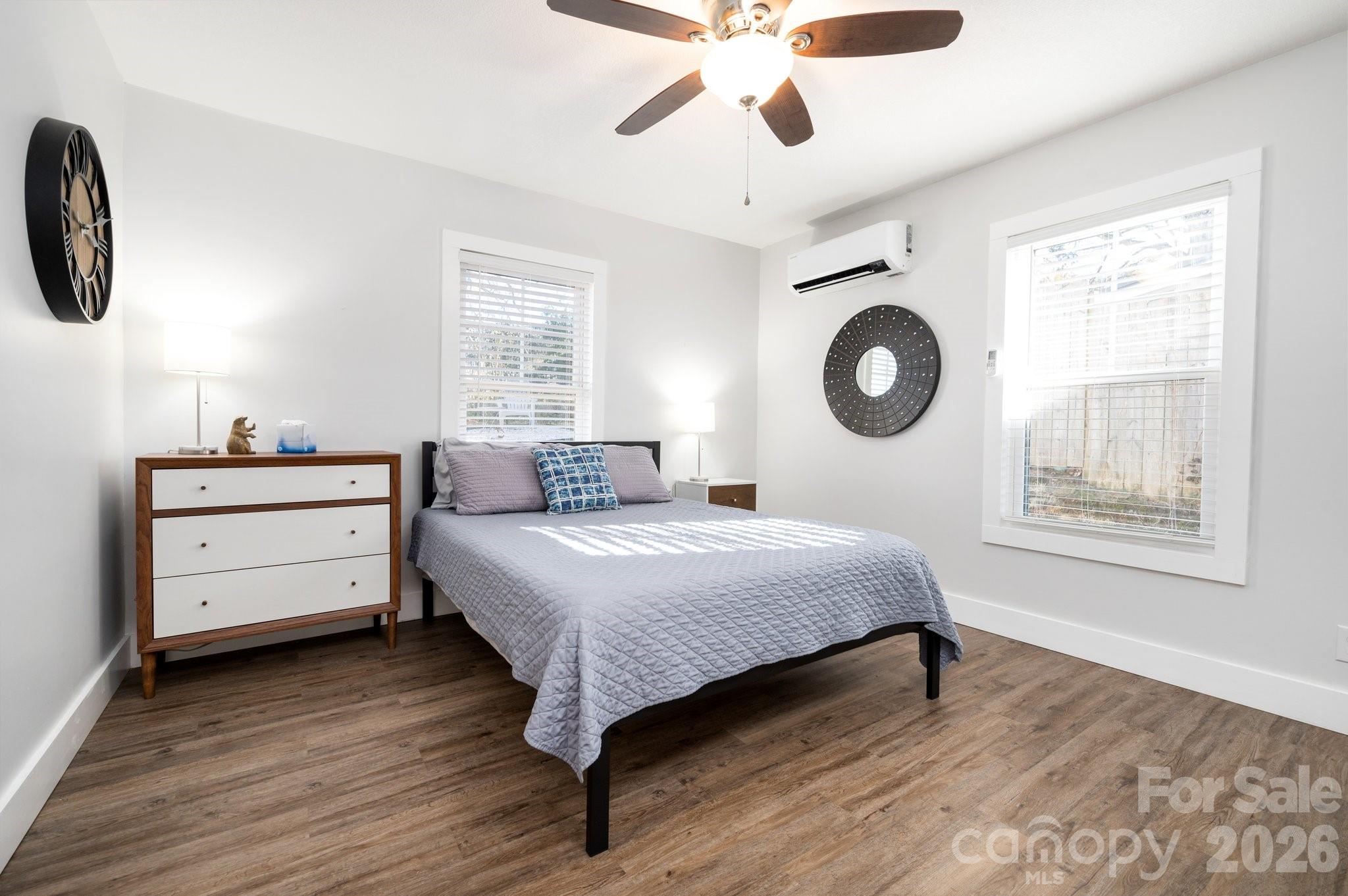 18 Oteen Park Place — Asheville