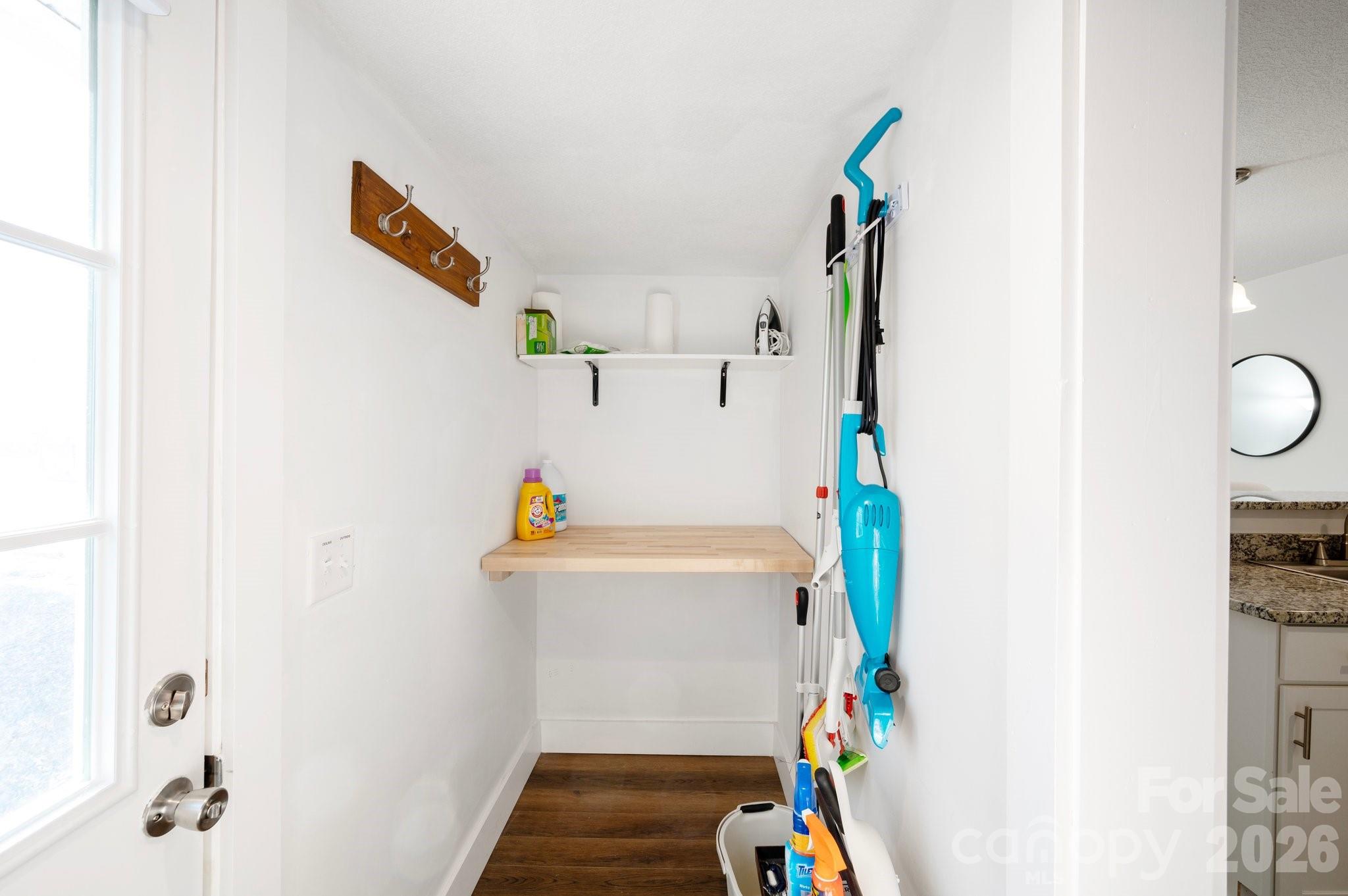 18 Oteen Park Place — Asheville