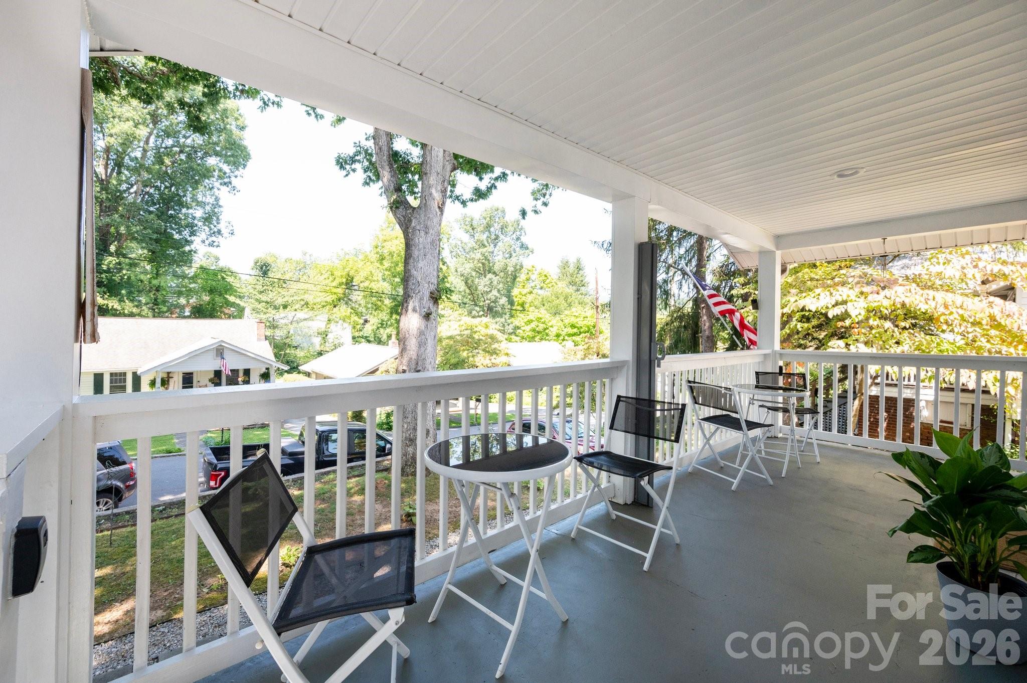 18 Oteen Park Place — Asheville