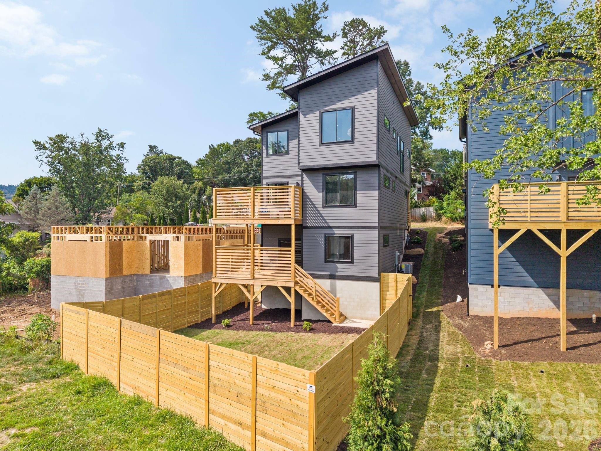 41 Johnson Drive — Asheville