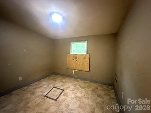 1018 Love Valley Road — Clover