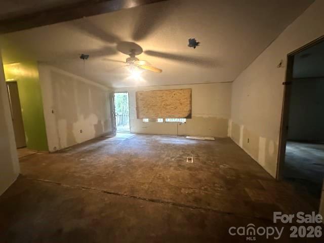 1018 Love Valley Road — Clover
