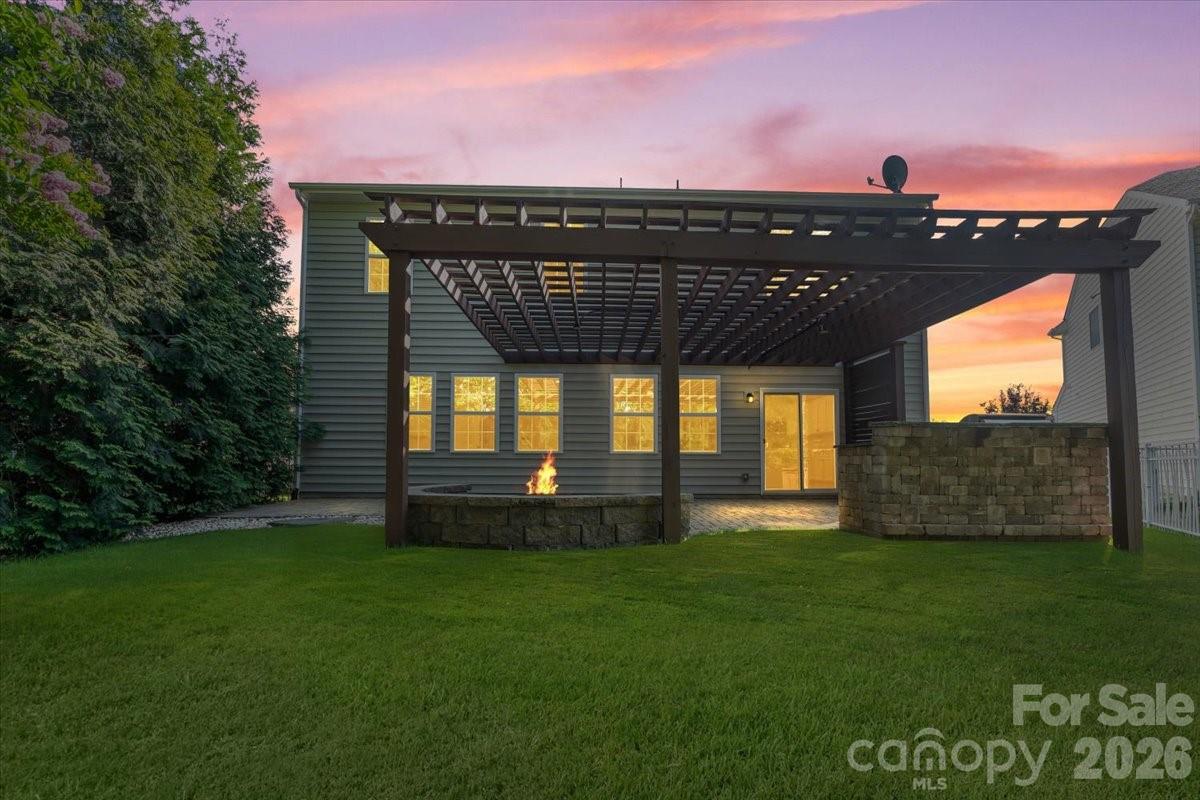 2701 Southern Trace Drive — Waxhaw