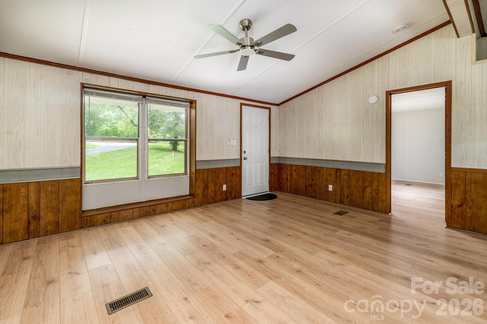 4449 Hickory Highway — Statesville